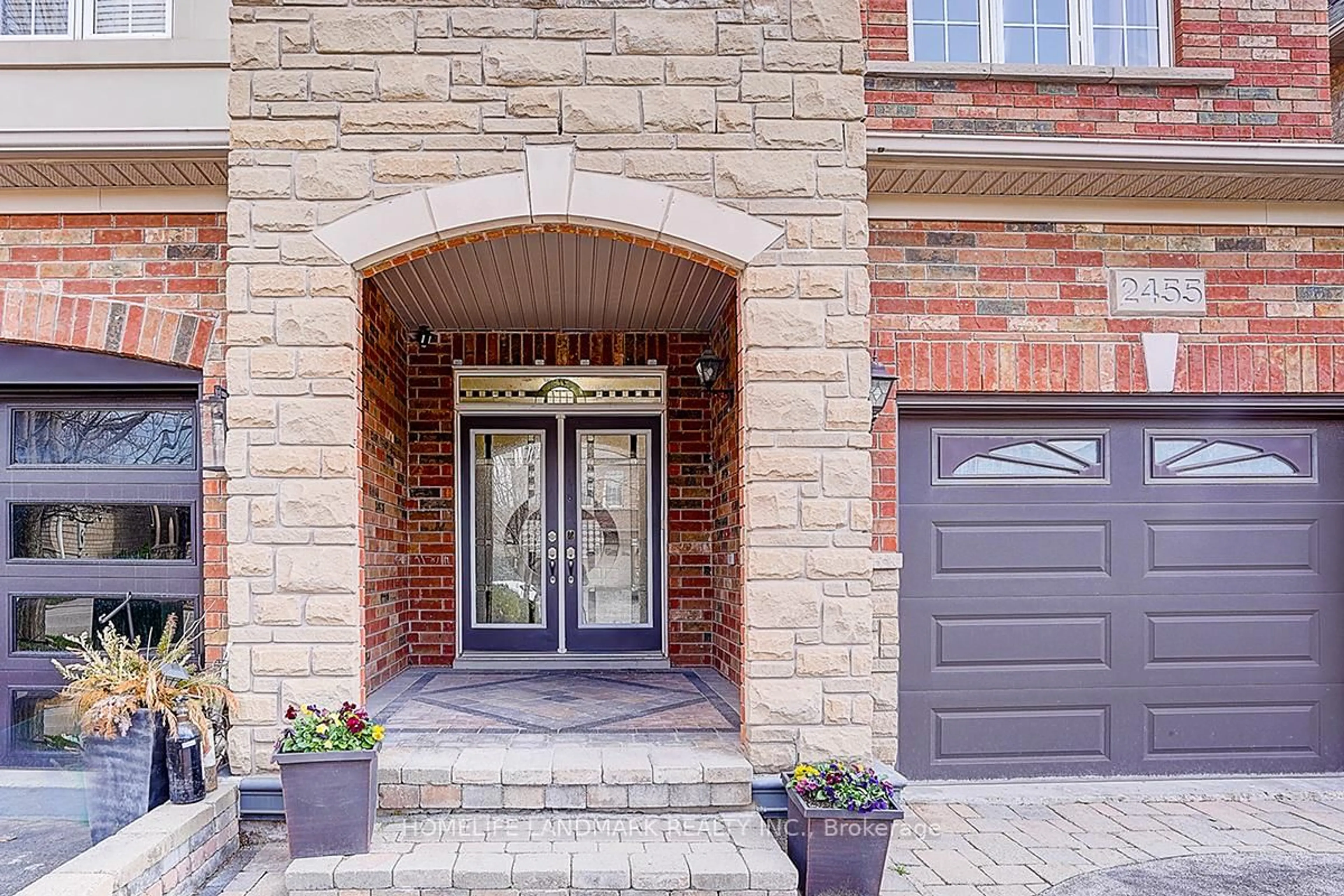 Home with brick exterior material, street for 2455 Felhaber Cres, Oakville Ontario L6H 7N8