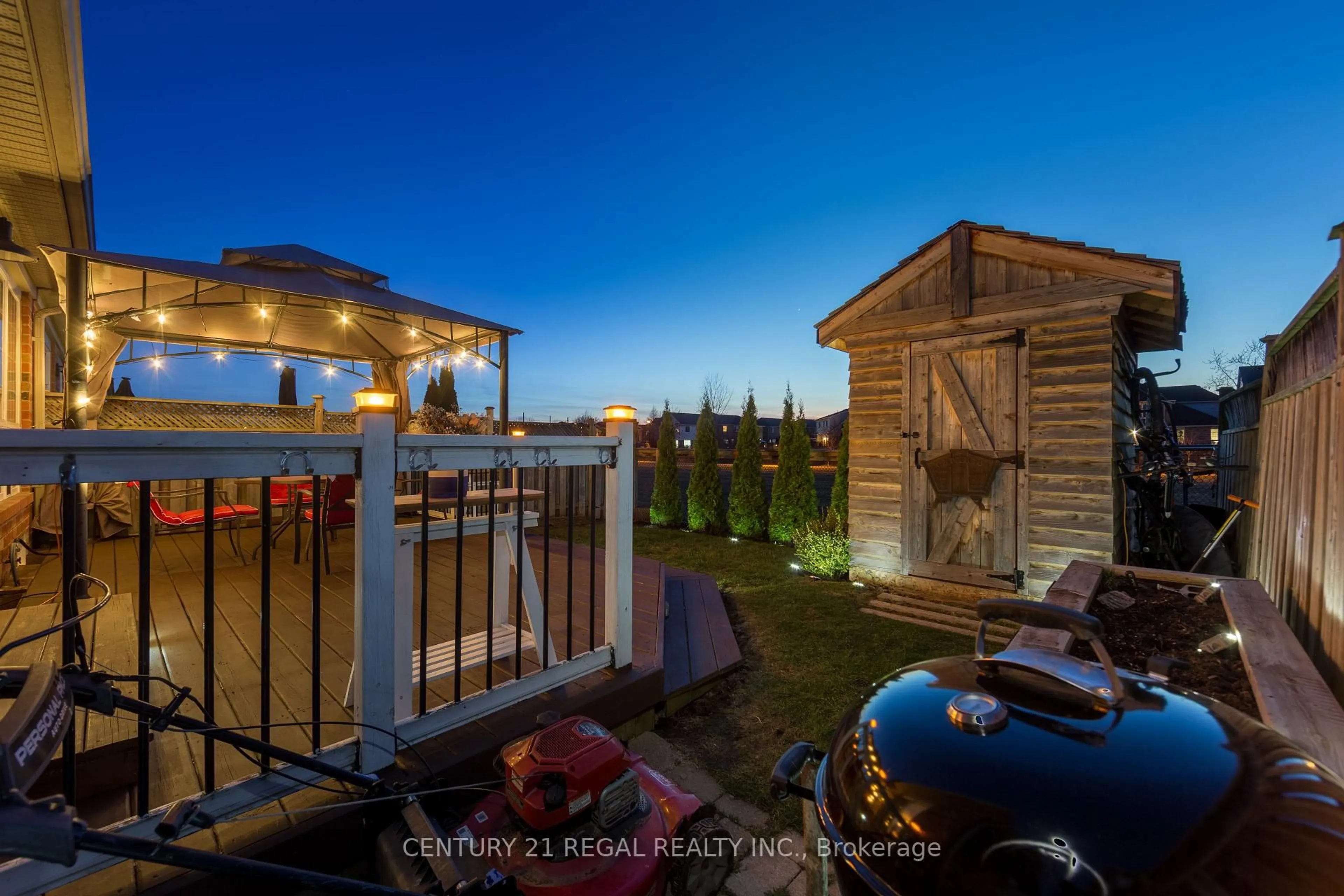 Patio, unknown for 1131 Riddell Cres, Milton Ontario L9T 6Y2