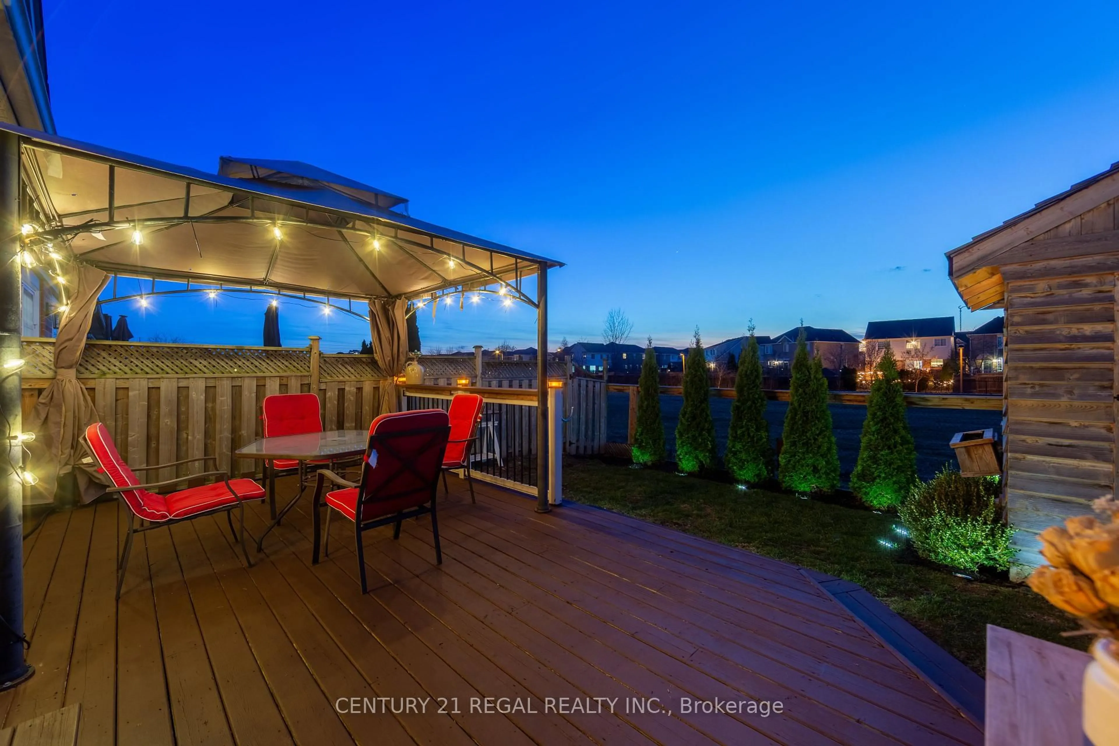 Patio, water/lake/river/ocean view for 1131 Riddell Cres, Milton Ontario L9T 6Y2