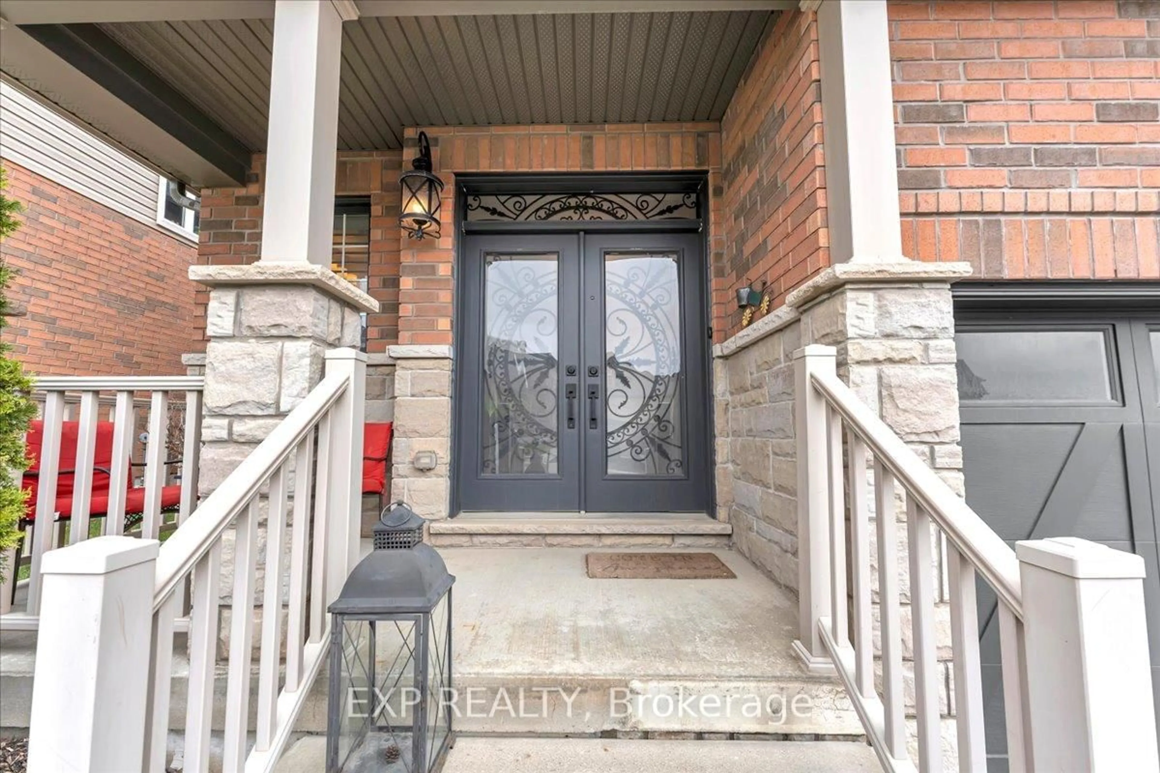 Indoor entryway for 21 Paula Crt, Orangeville Ontario L9W 5V1