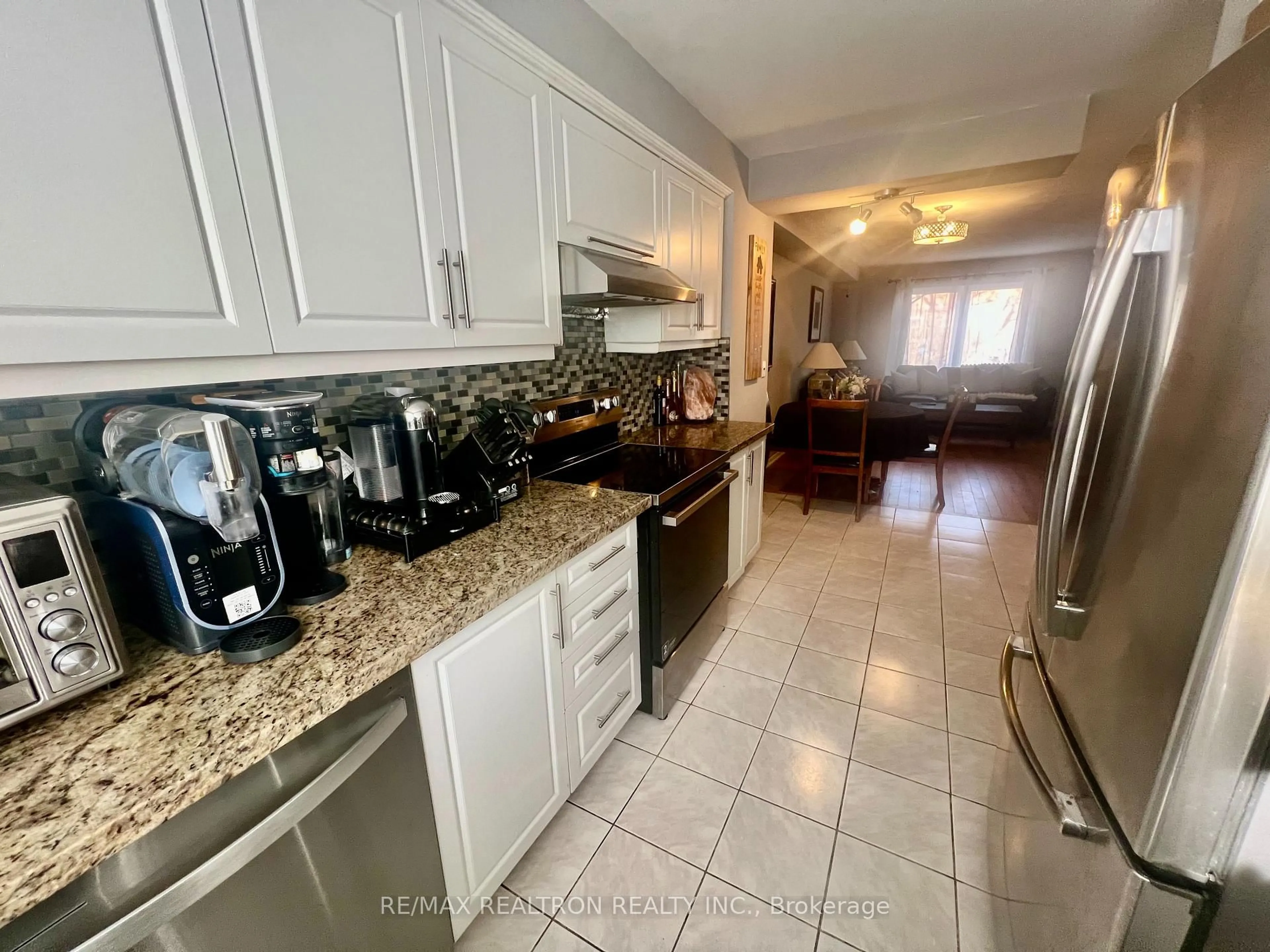 Unknown for 5865 Dalebrook Cres #36B, Mississauga Ontario L5M 5X1