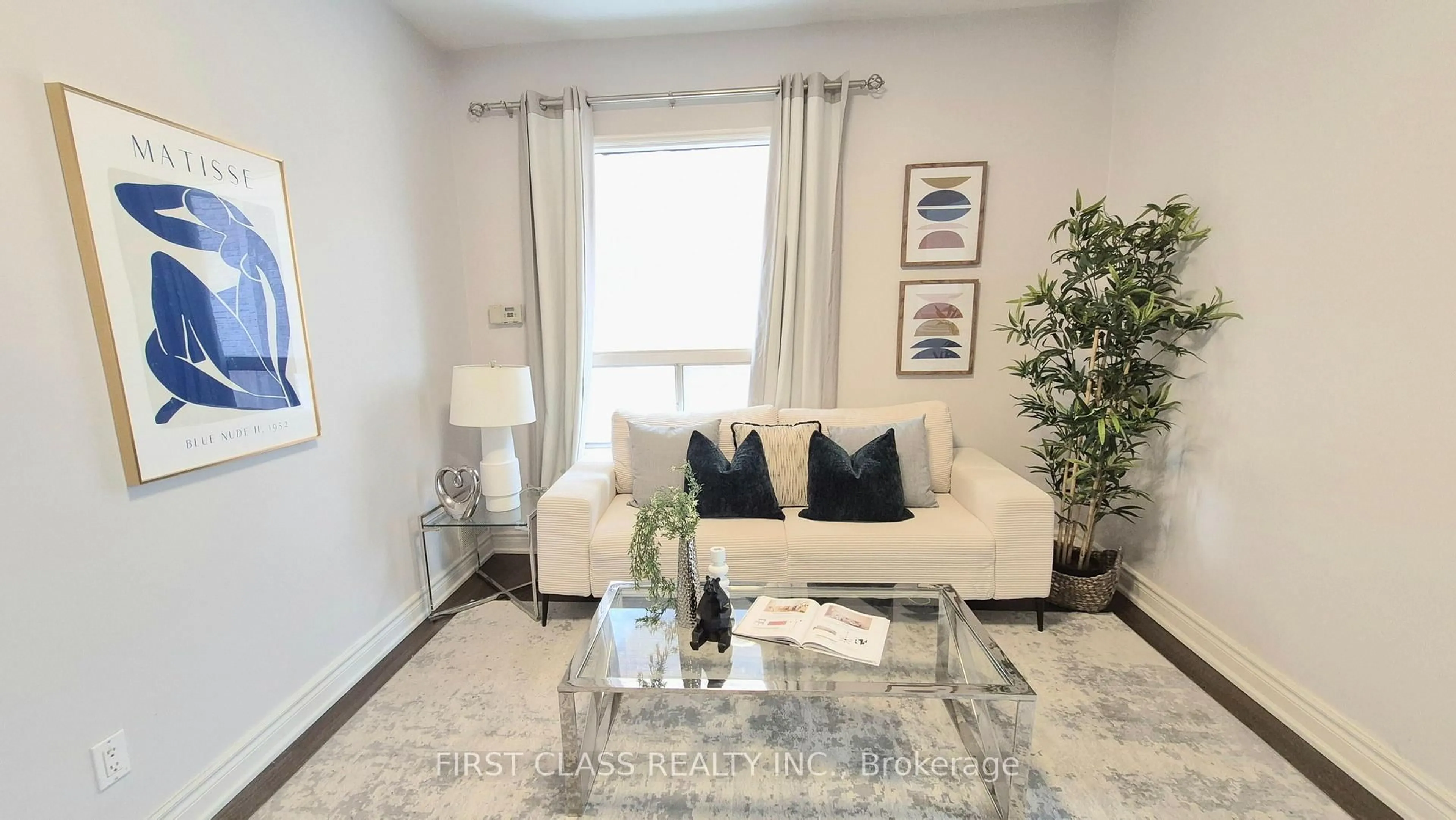 Living room with furniture, unknown for 356 Wallace Ave, Toronto Ontario M6P 3P2