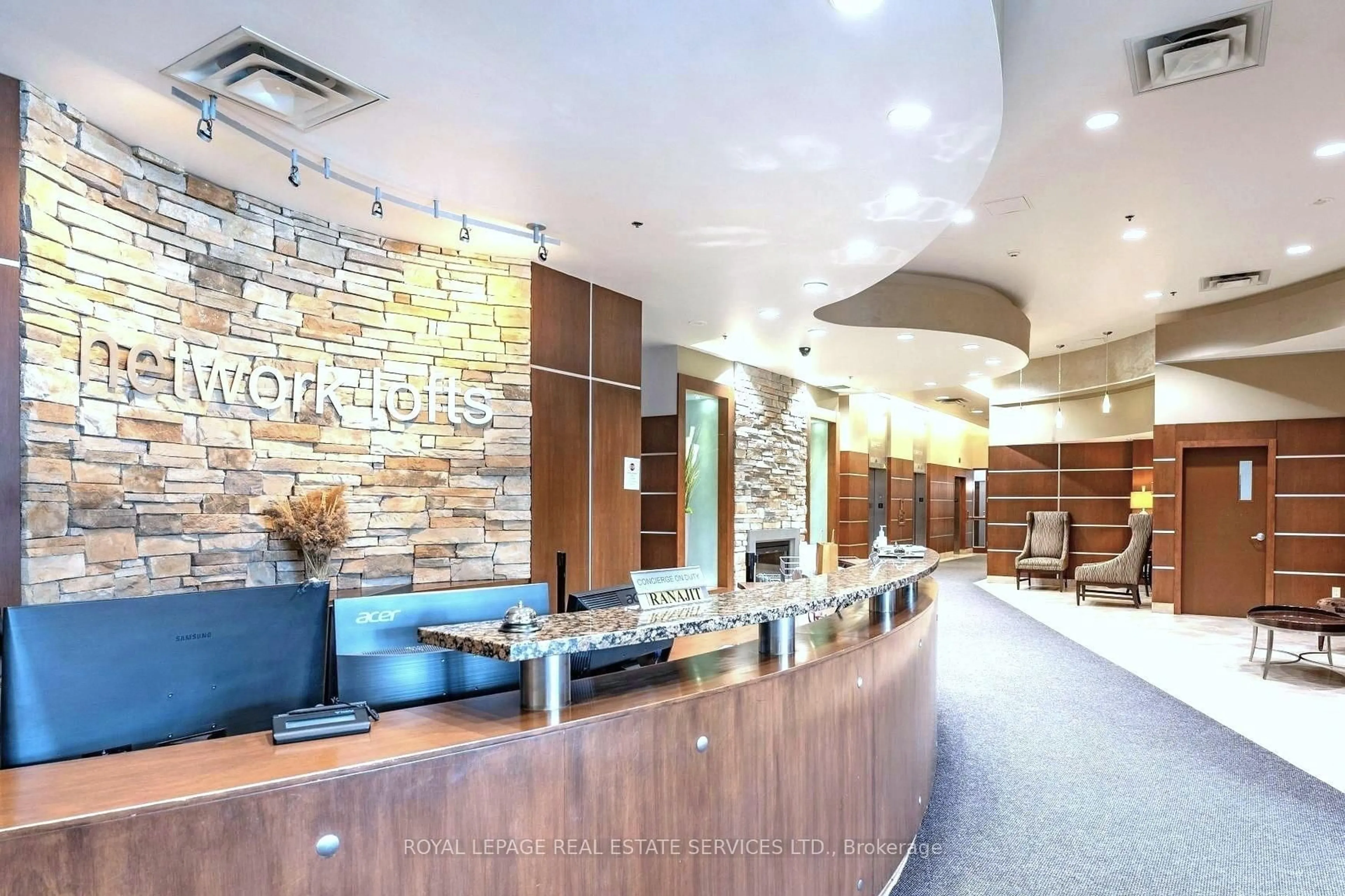 Lobby for 2 Fieldway Rd #410, Toronto Ontario M8Z 0B9