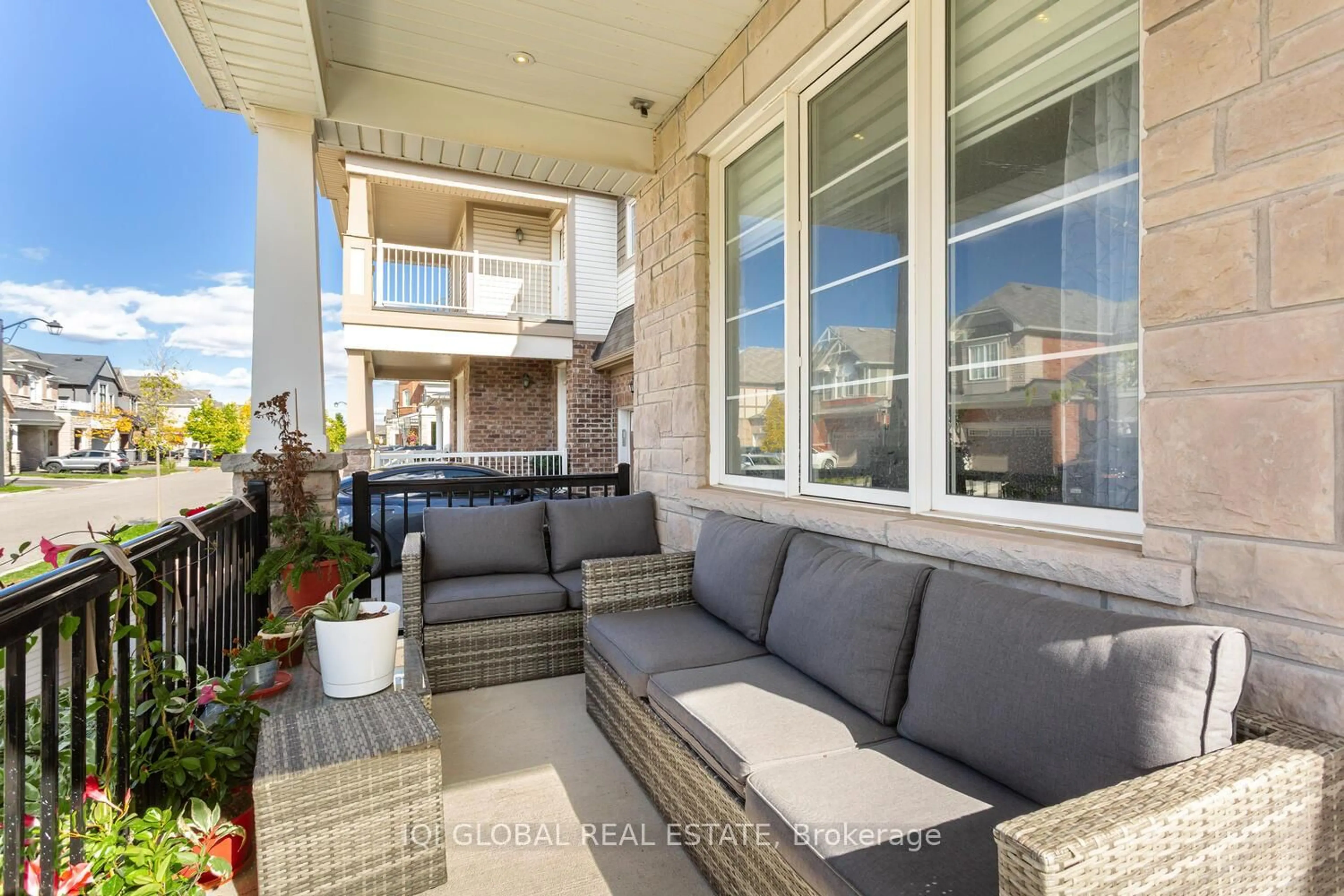 Patio, unknown for 274 Hinton Terr, Milton Ontario L9E 1C8