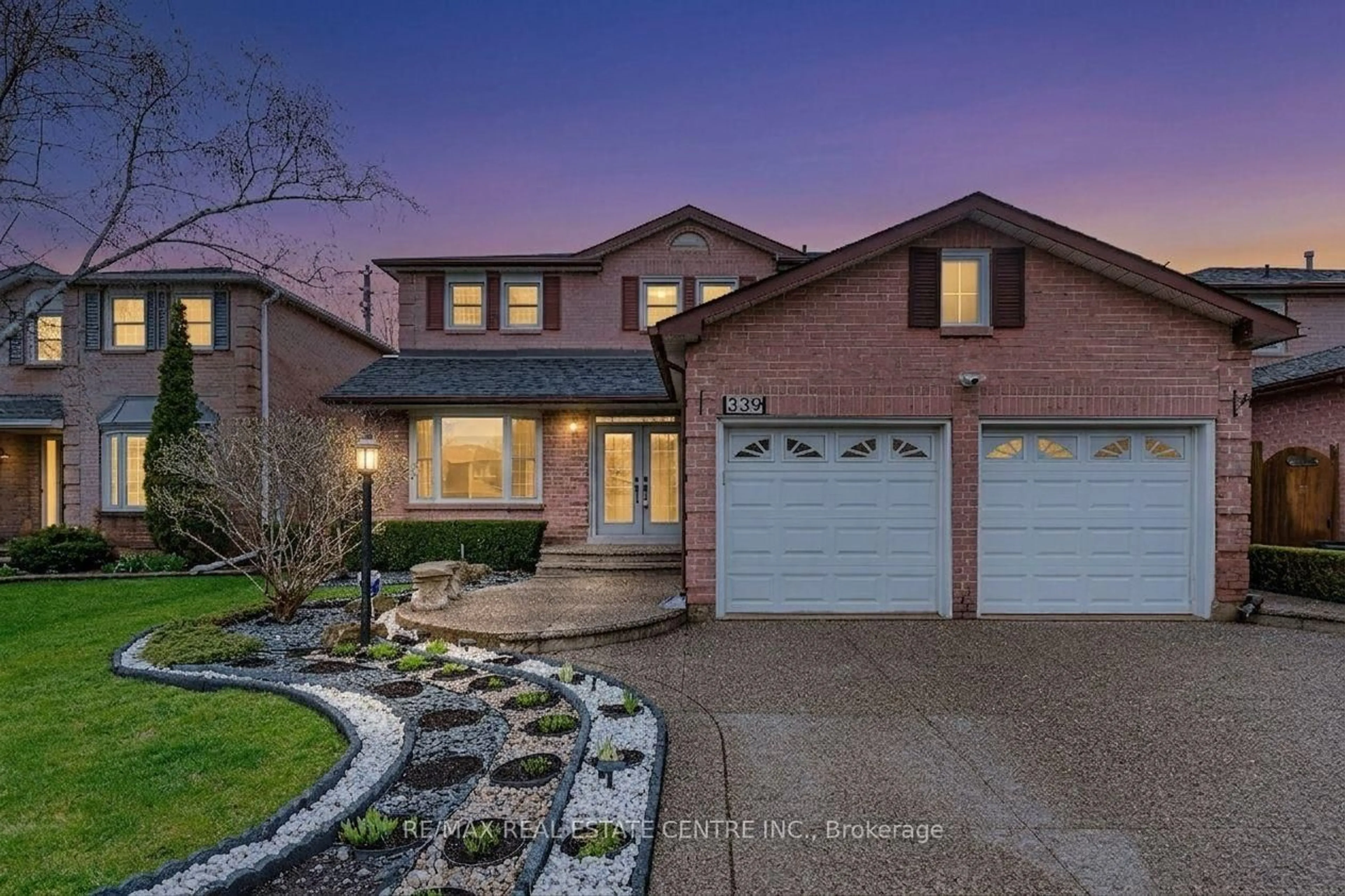 Home with brick exterior material, street for 339 Parklane Rd, Oakville Ontario L6H 4J4