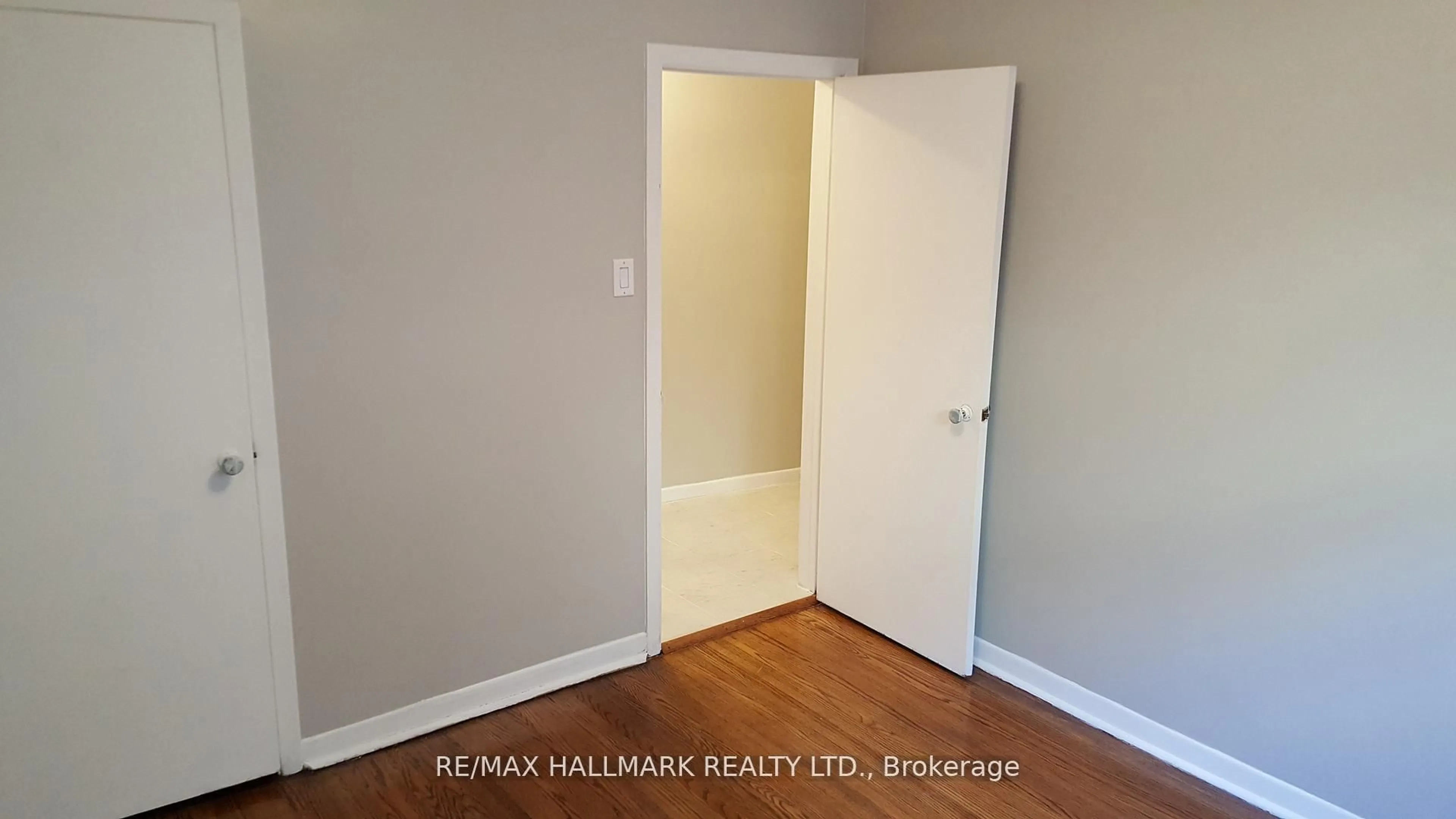 A pic of a room for 1268 Davenport Rd, Toronto Ontario M6H 2G9