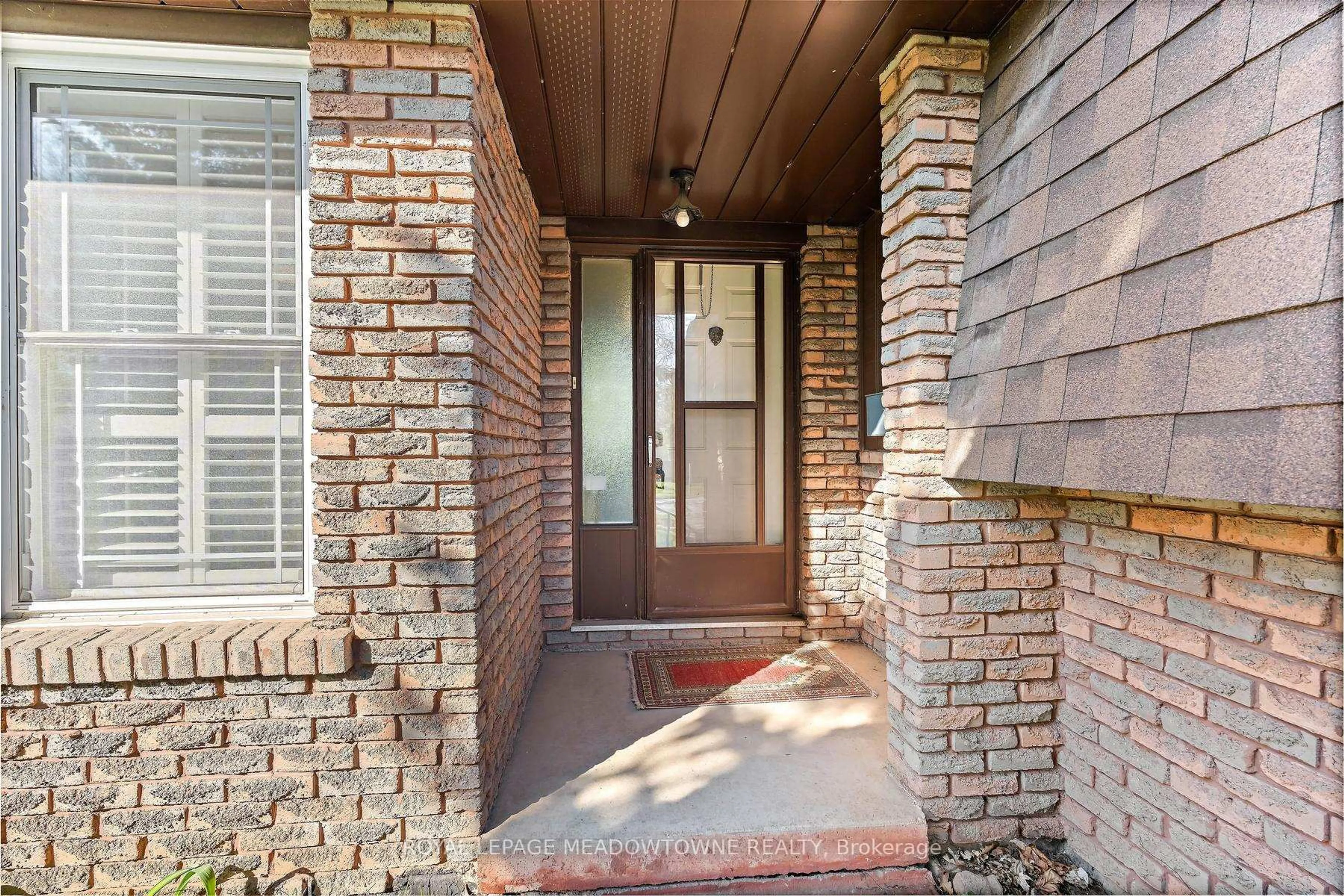 Unknown for 82 Mary St, Halton Hills Ontario L7G 4V6