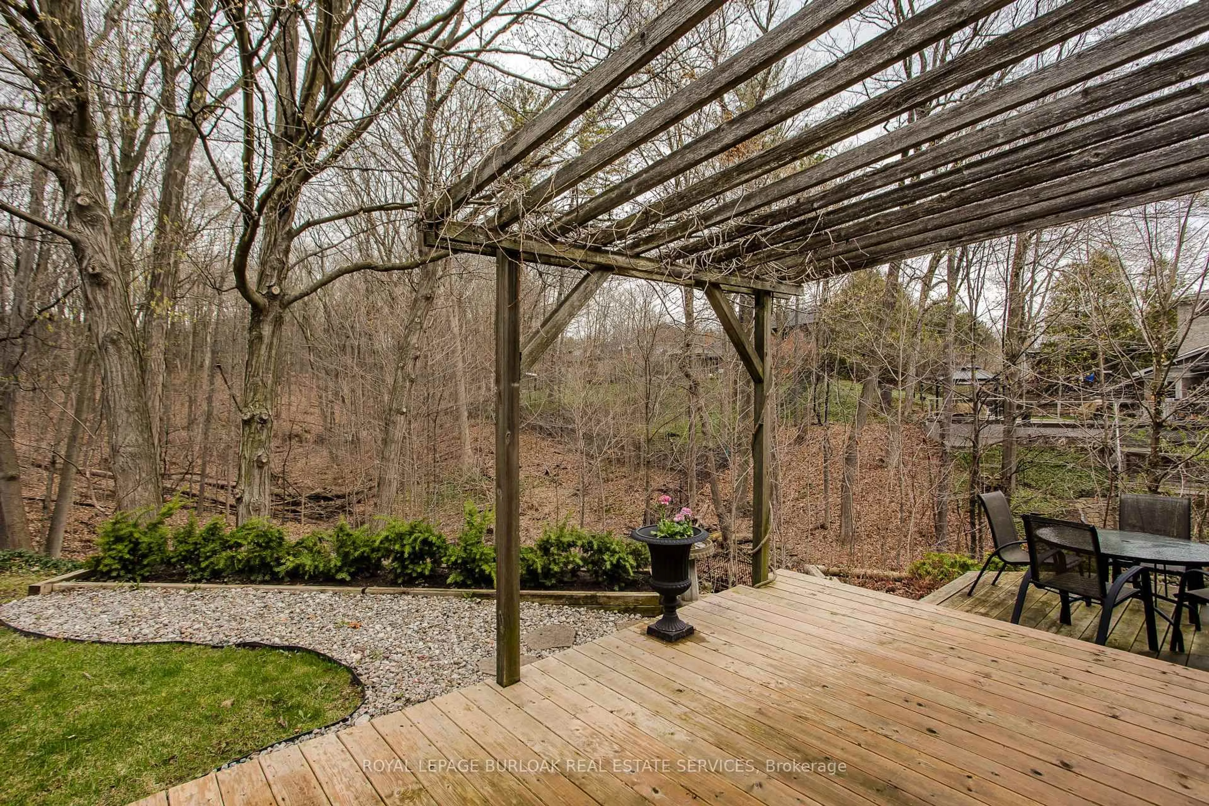 Patio, forest/trees view for 1141 Crofton Way, Burlington Ontario L7P 3A8