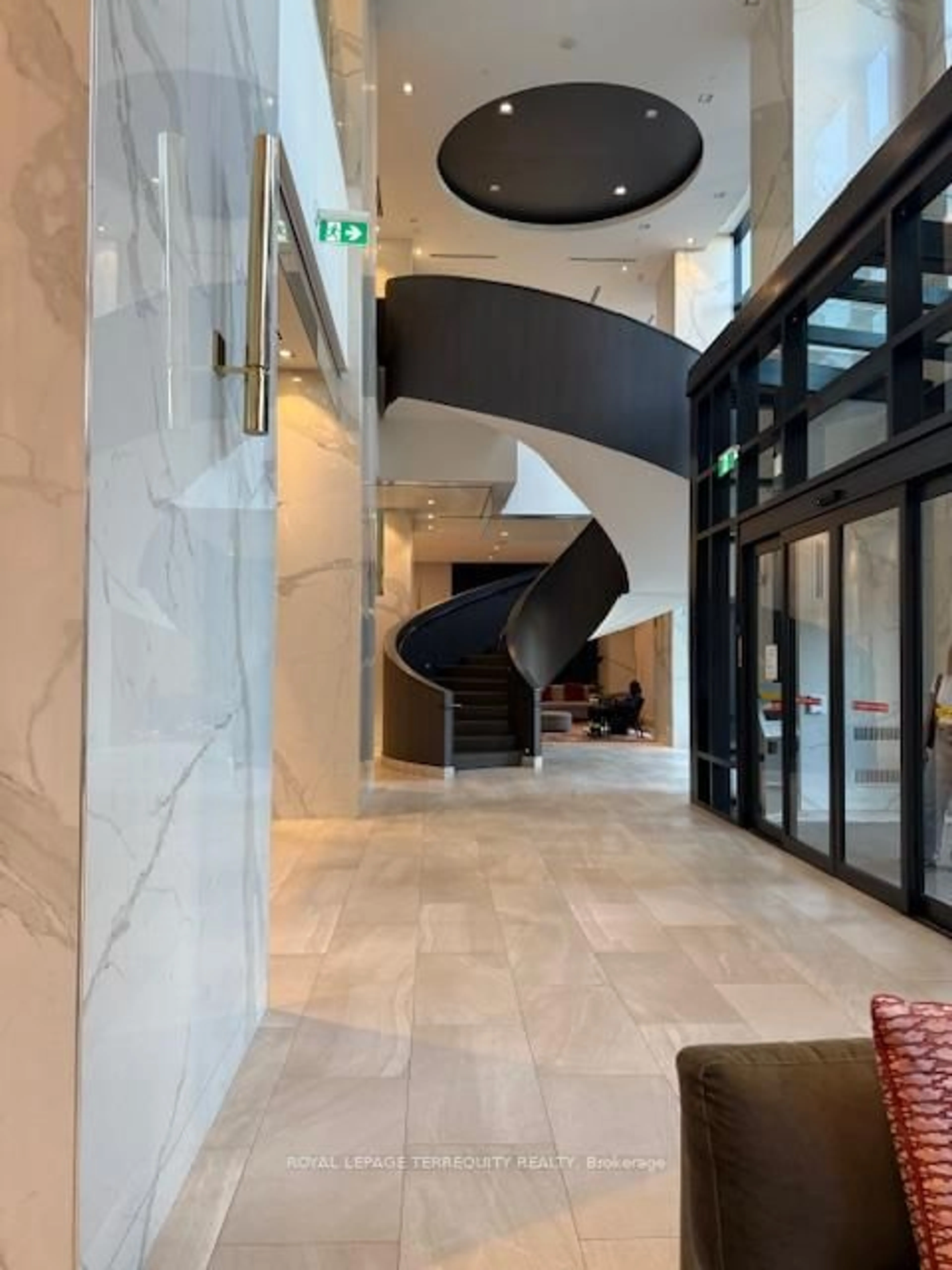 Indoor foyer for 7 Mabelle Ave #604, Toronto Ontario M9A 0C9