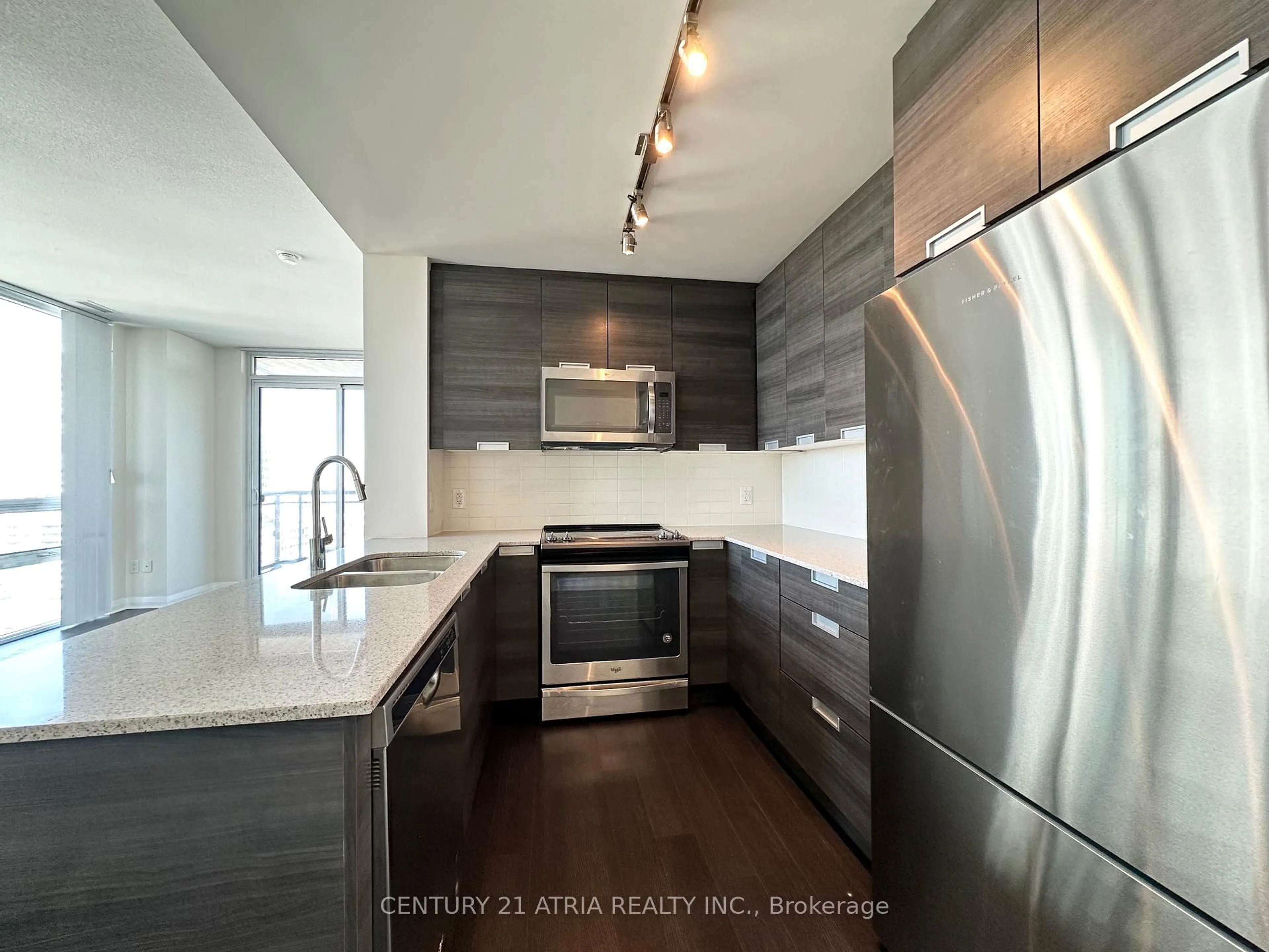 Unknown for 5033 Four Springs Ave #2017, Mississauga Ontario L5R 0G6