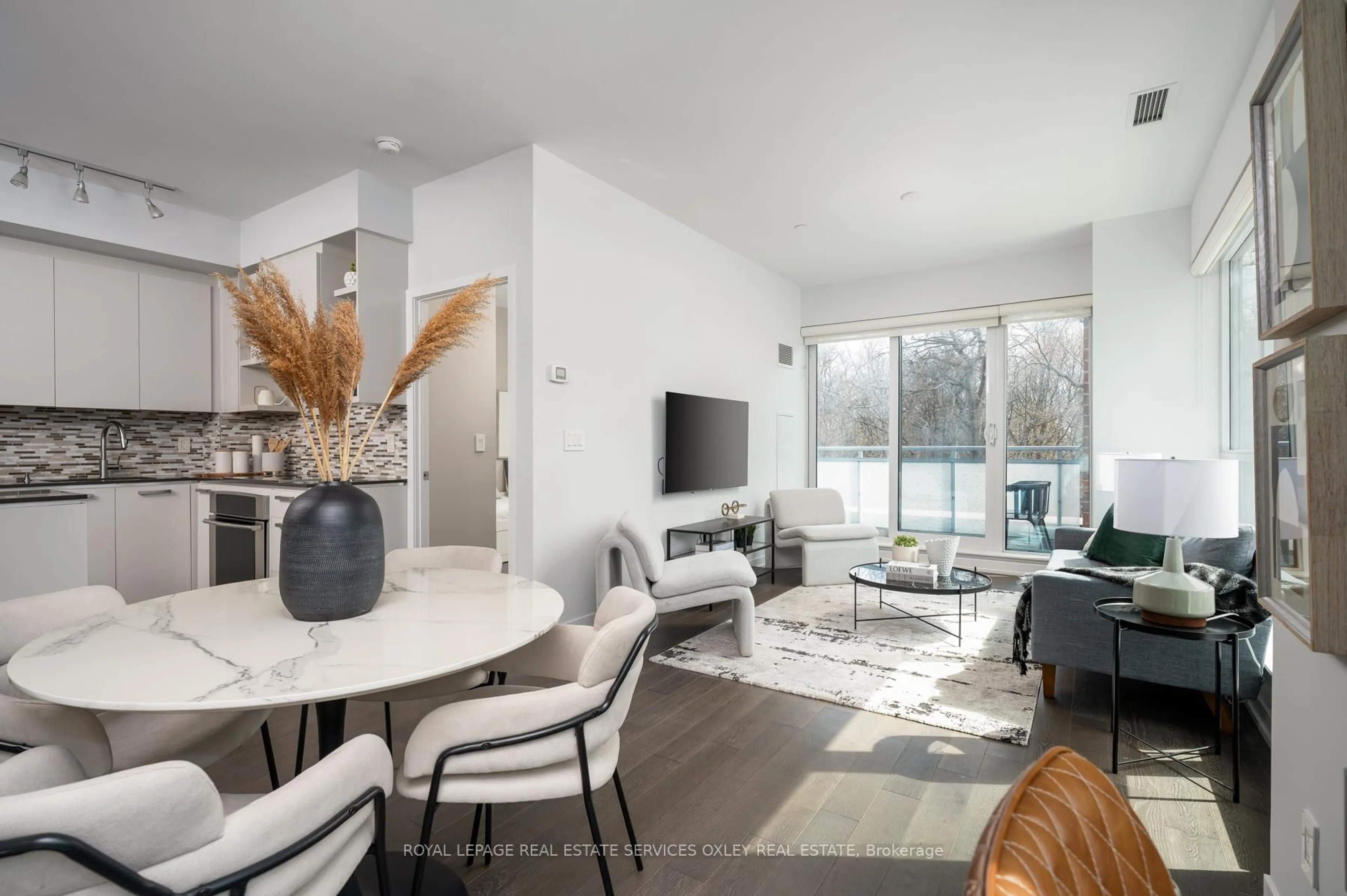 Living room with furniture, unknown for 1830 Bloor St #312, Toronto Ontario M6P 0A2