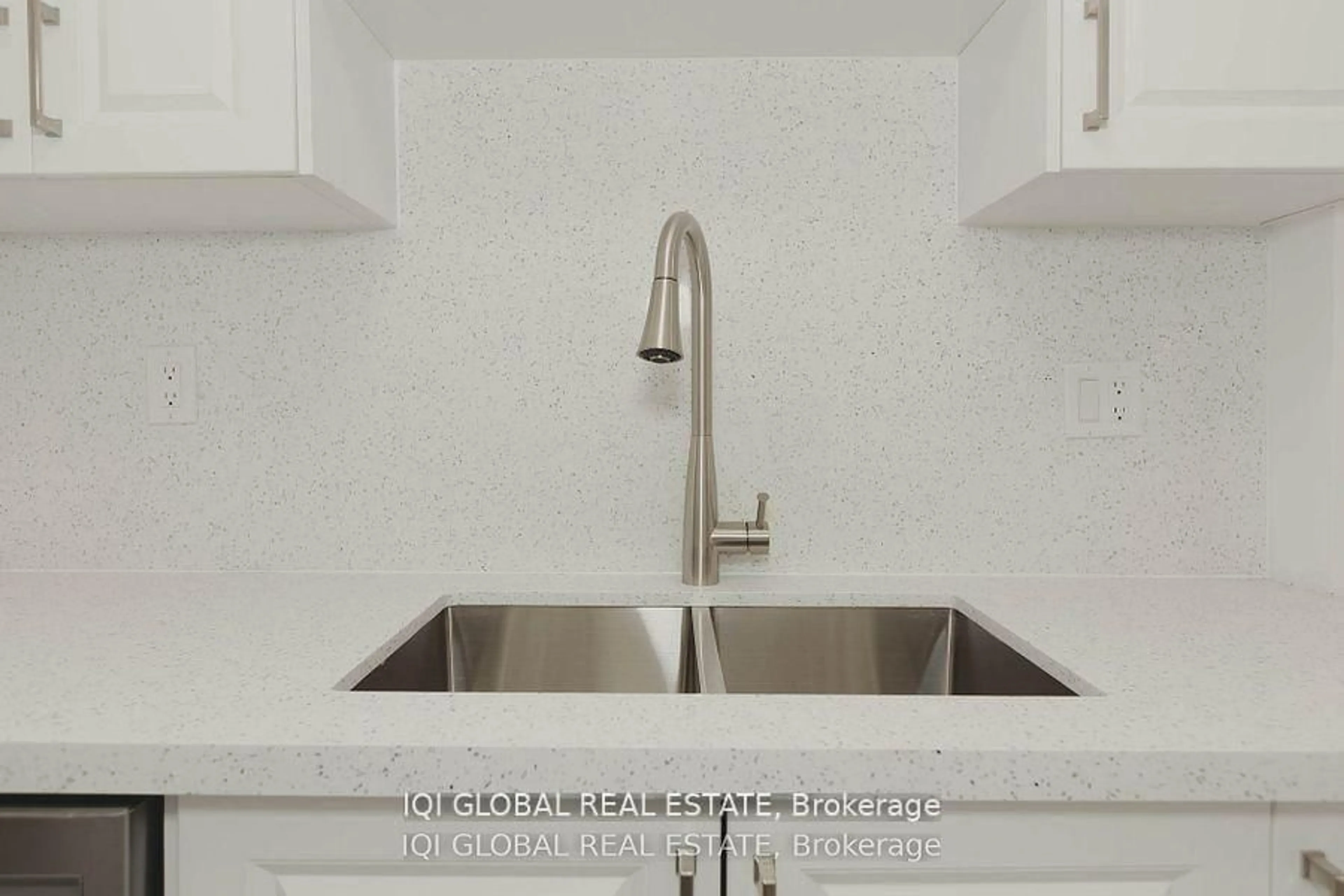 Standard kitchen, ceramic/tile floor for 390 Dixon Rd #1202, Toronto Ontario M9R 1T4