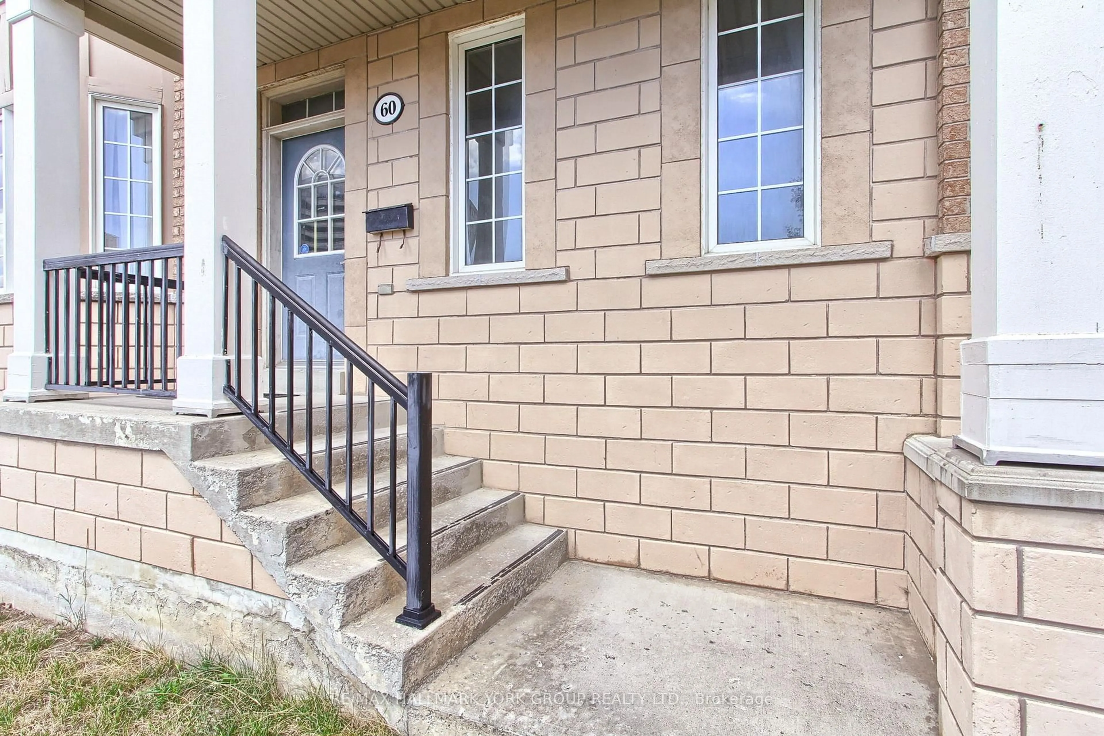 Unknown for 60 Delabo Dr, Toronto Ontario M3J 3S4