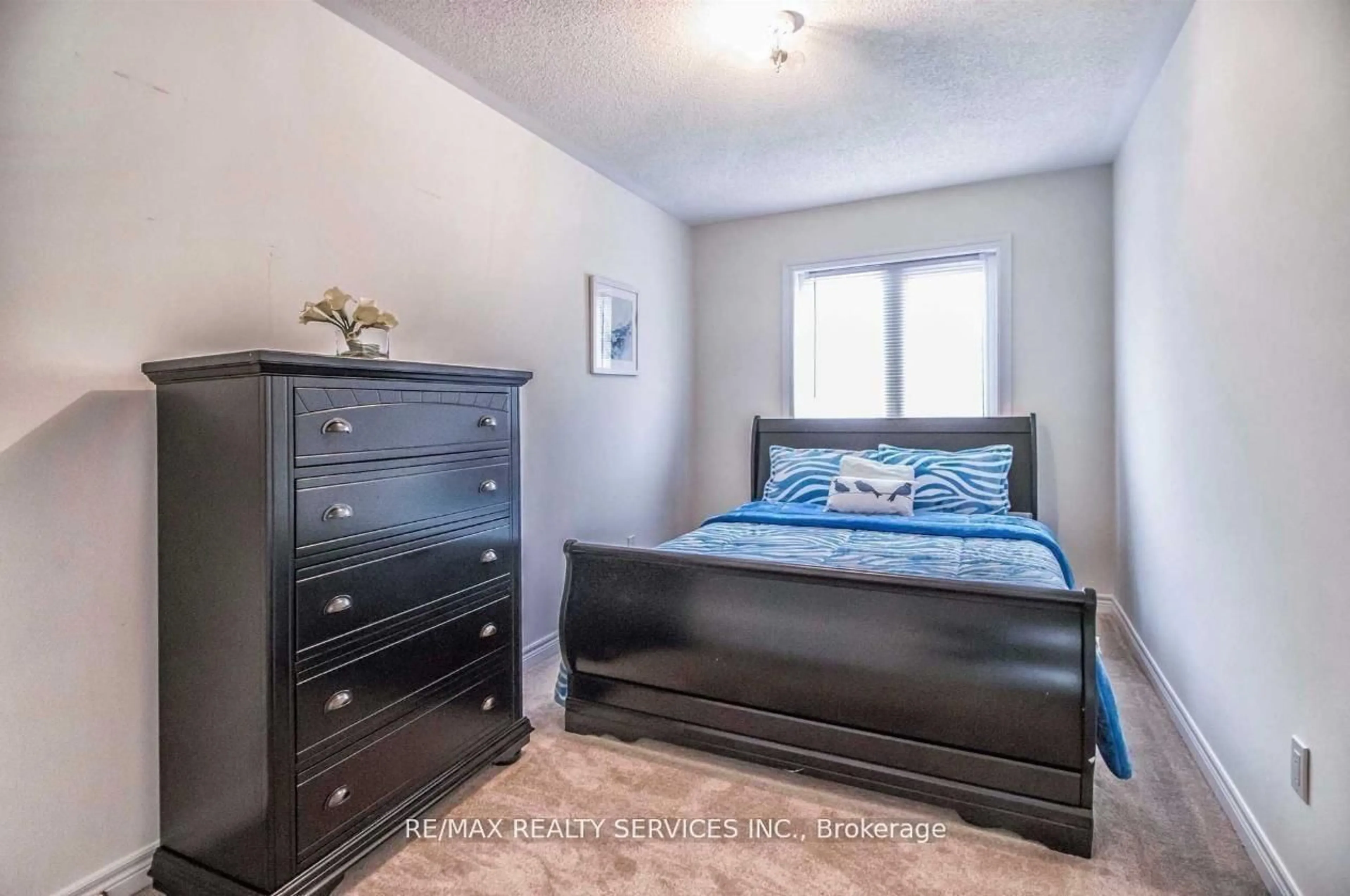 Bedroom with bed, unknown for 10 Rabbit Run Way, Brampton Ontario L6Z 0B4