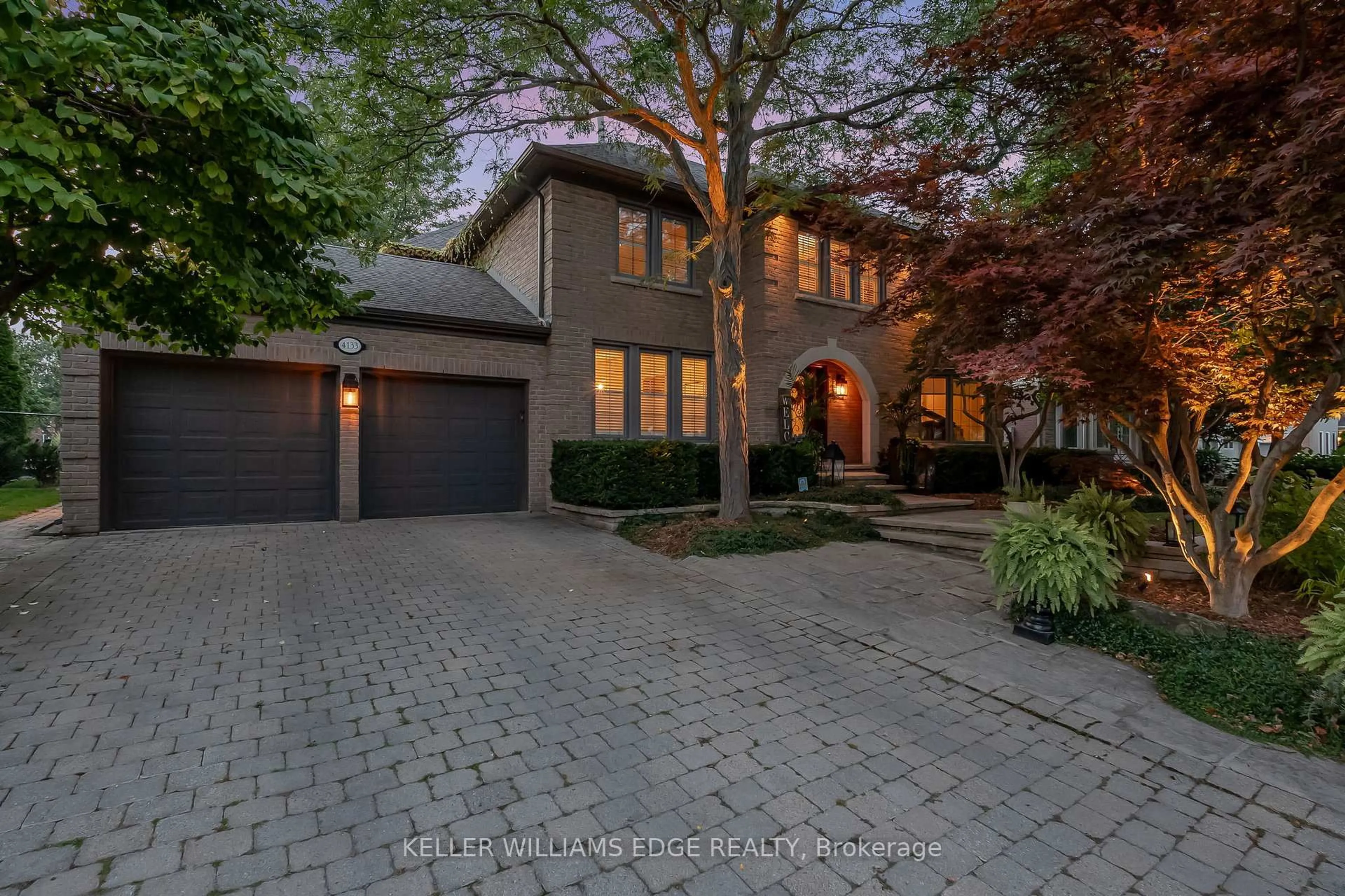 Home with brick exterior material, street for 4133 Millcroft Park Dr, Burlington Ontario L7M 3V1