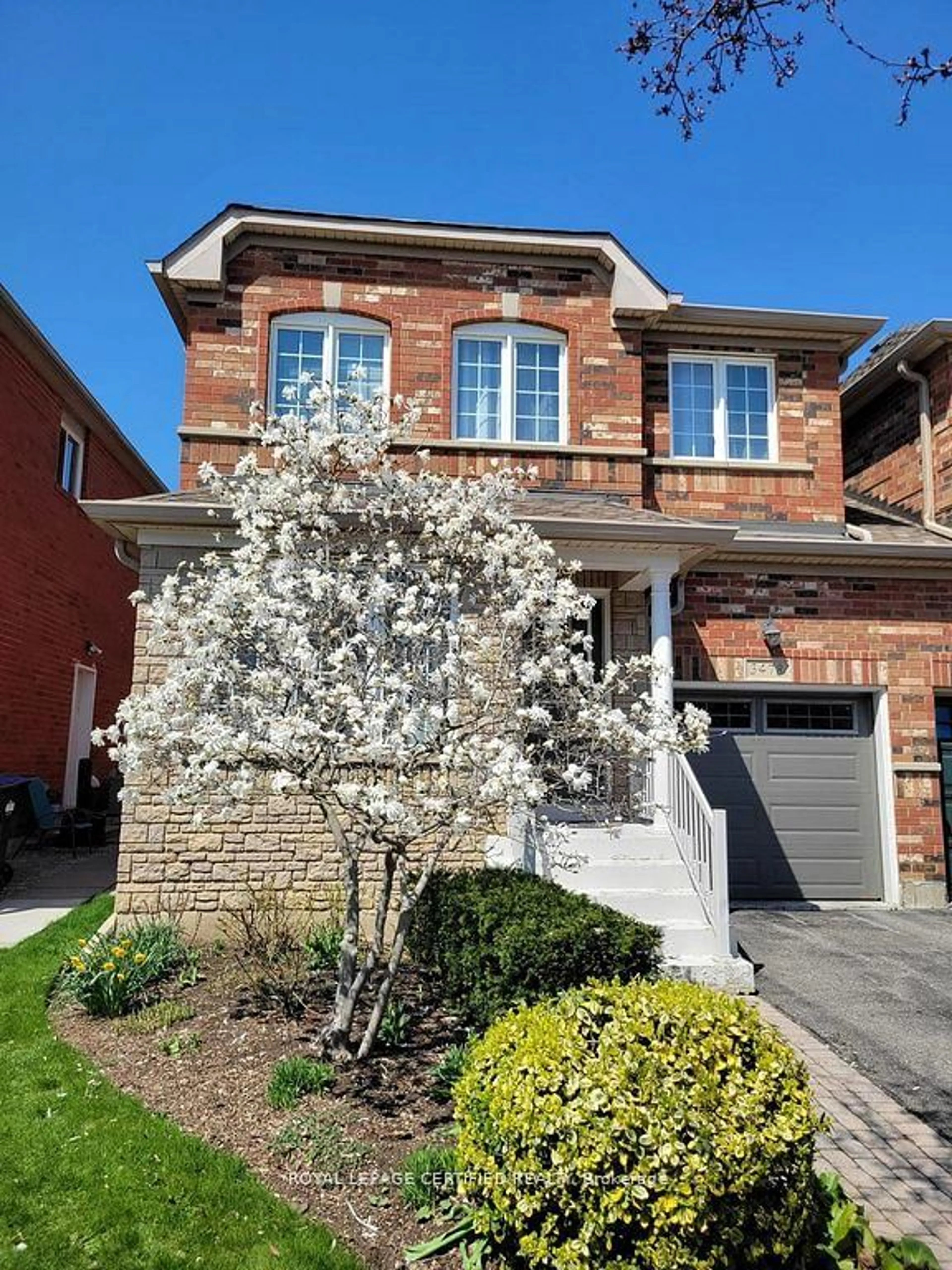 Home with brick exterior material, street for 3478 Covent Cres, Mississauga Ontario L5M 7K7