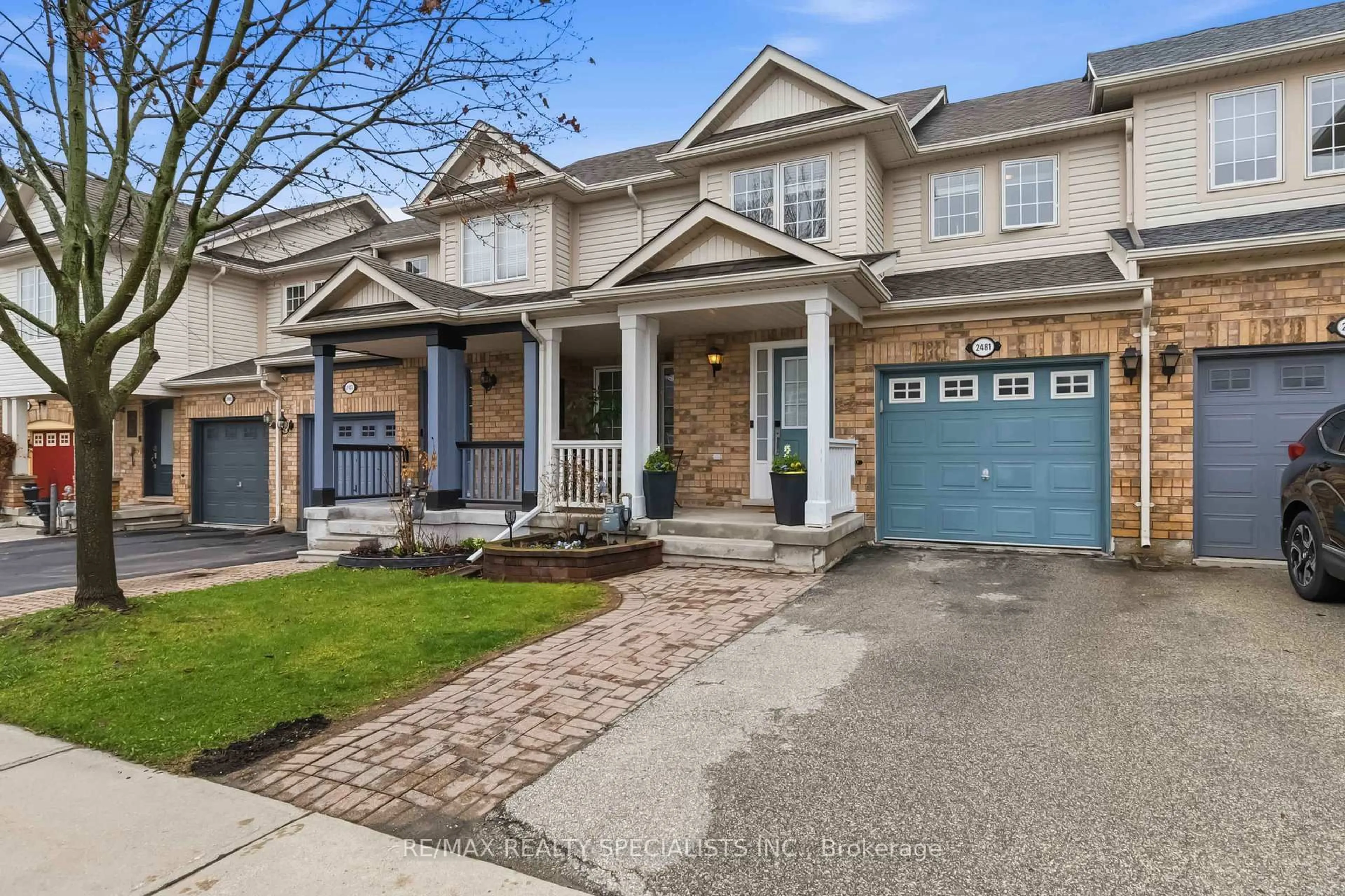Home with brick exterior material, street for 2481 Carberry Way, Oakville Ontario L6M 4S5