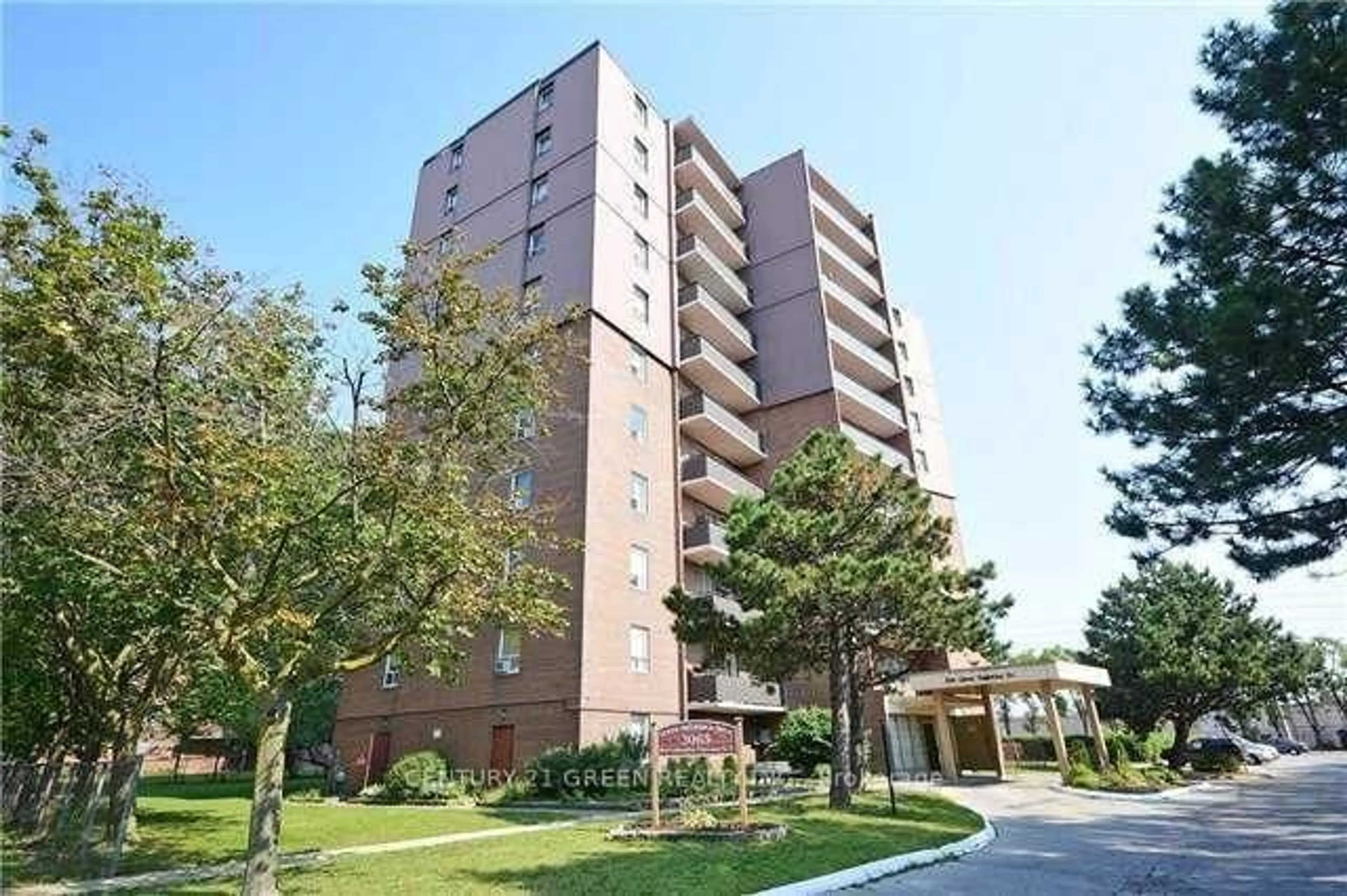 Unknown for 3065 Queen Frederica Dr #902, Mississauga Ontario L4Y 3A3