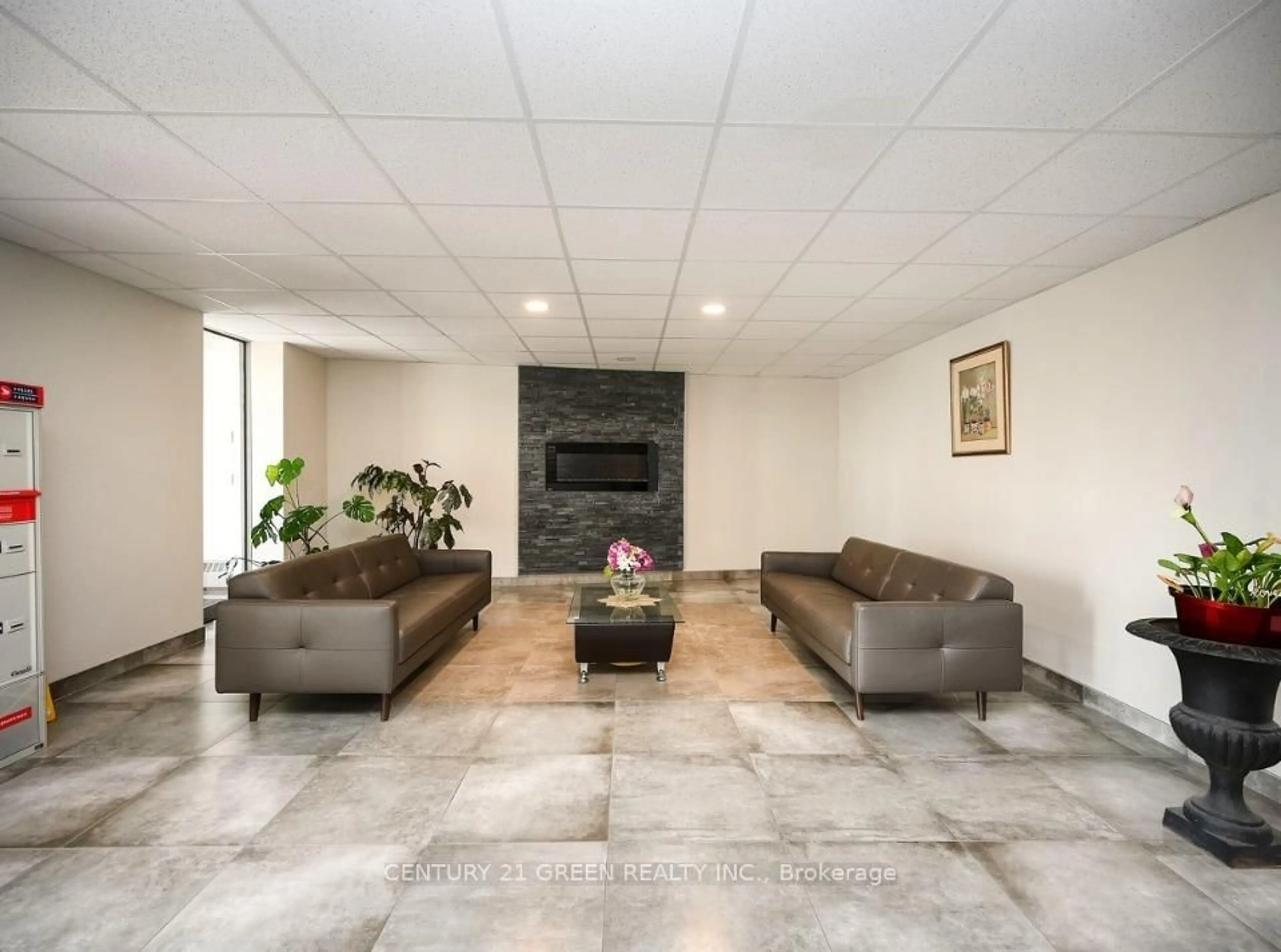 Lobby for 3065 Queen Frederica Dr #902, Mississauga Ontario L4Y 3A3