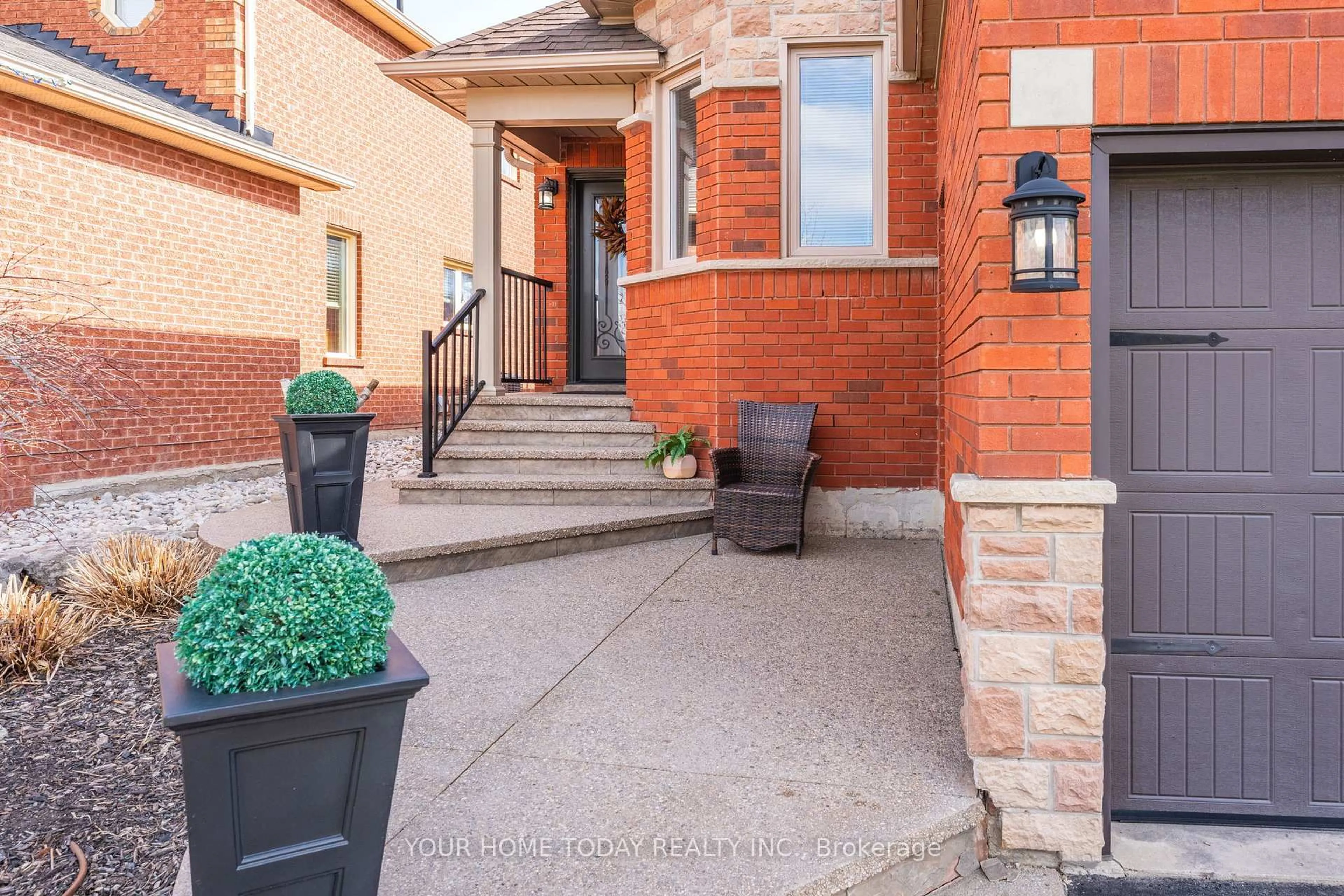 Unknown for 96 Lauchlin Cres, Halton Hills Ontario L7G 5R5