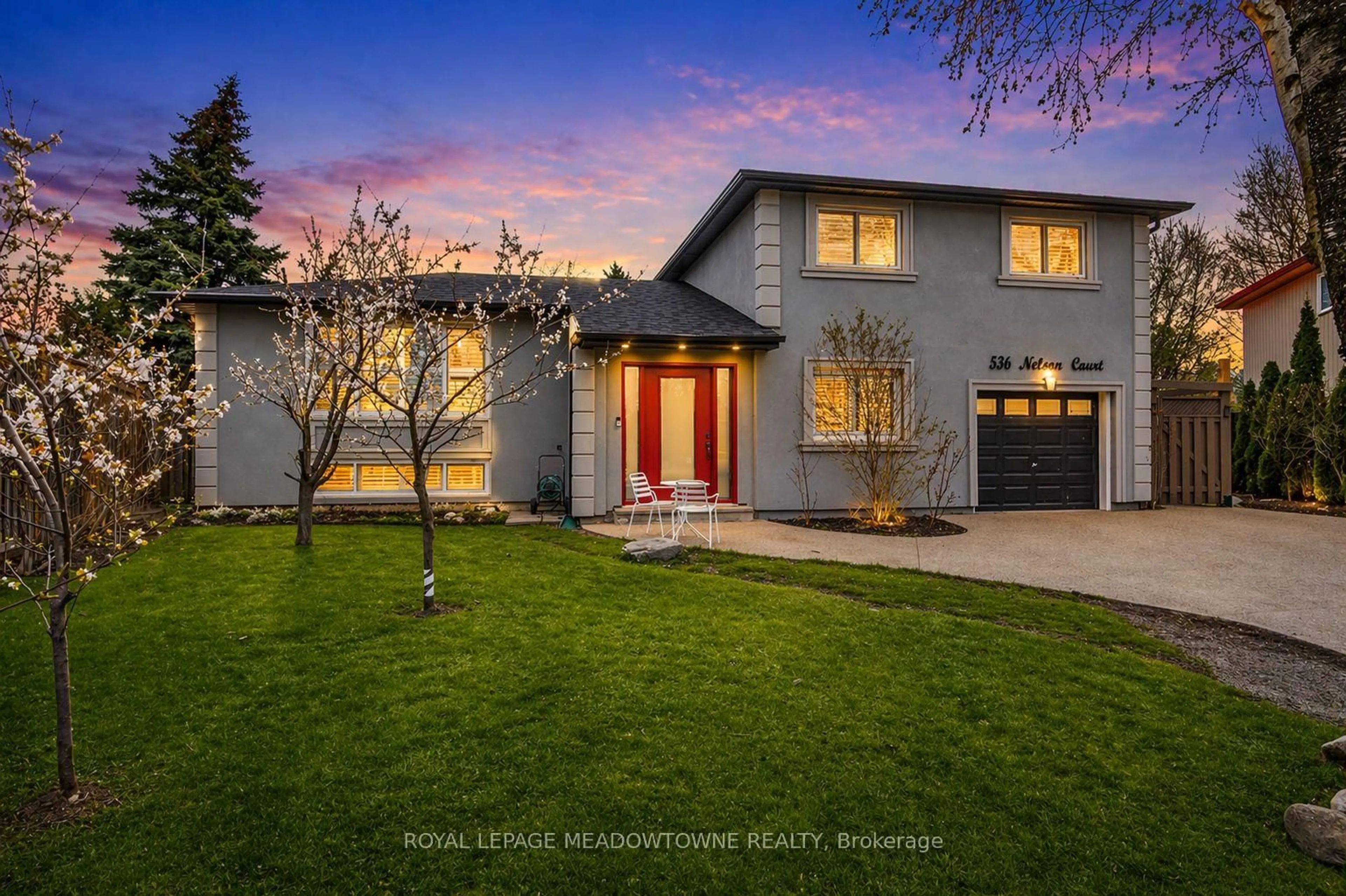 Home with brick exterior material, street for 536 Nelson Crt, Milton Ontario L9T 3A6