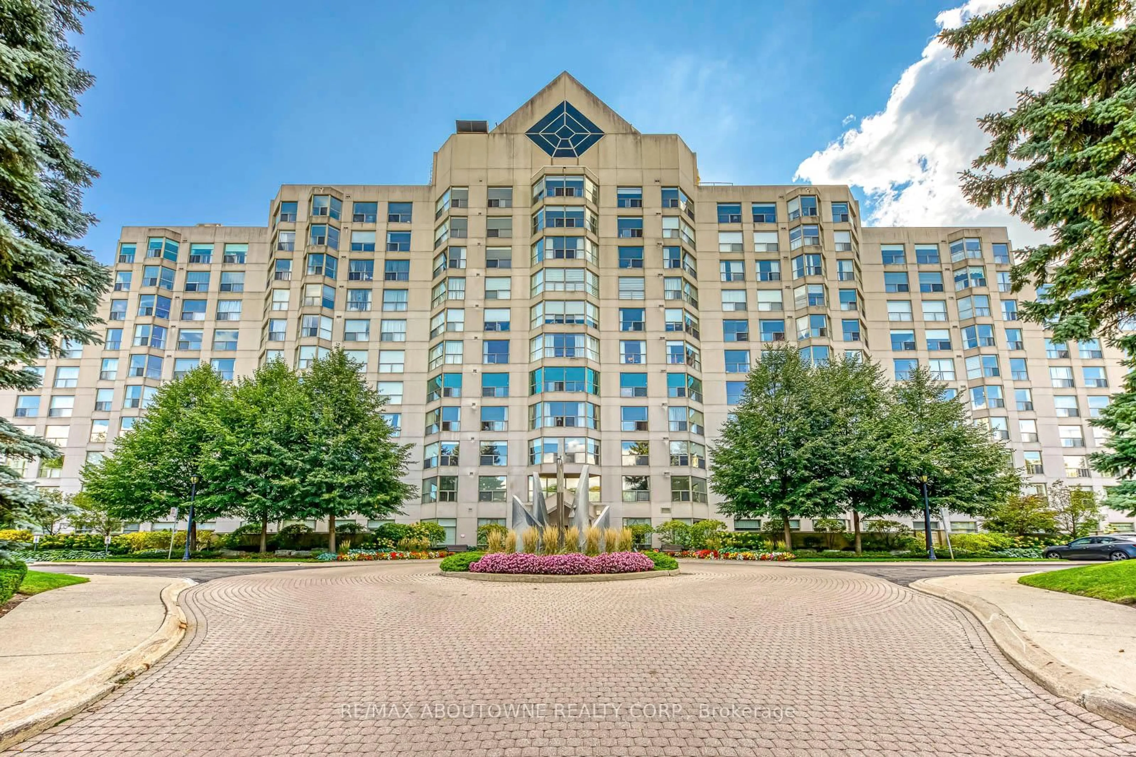 Unknown for 1700 The Collegeway #613, Mississauga Ontario L5L 4M2