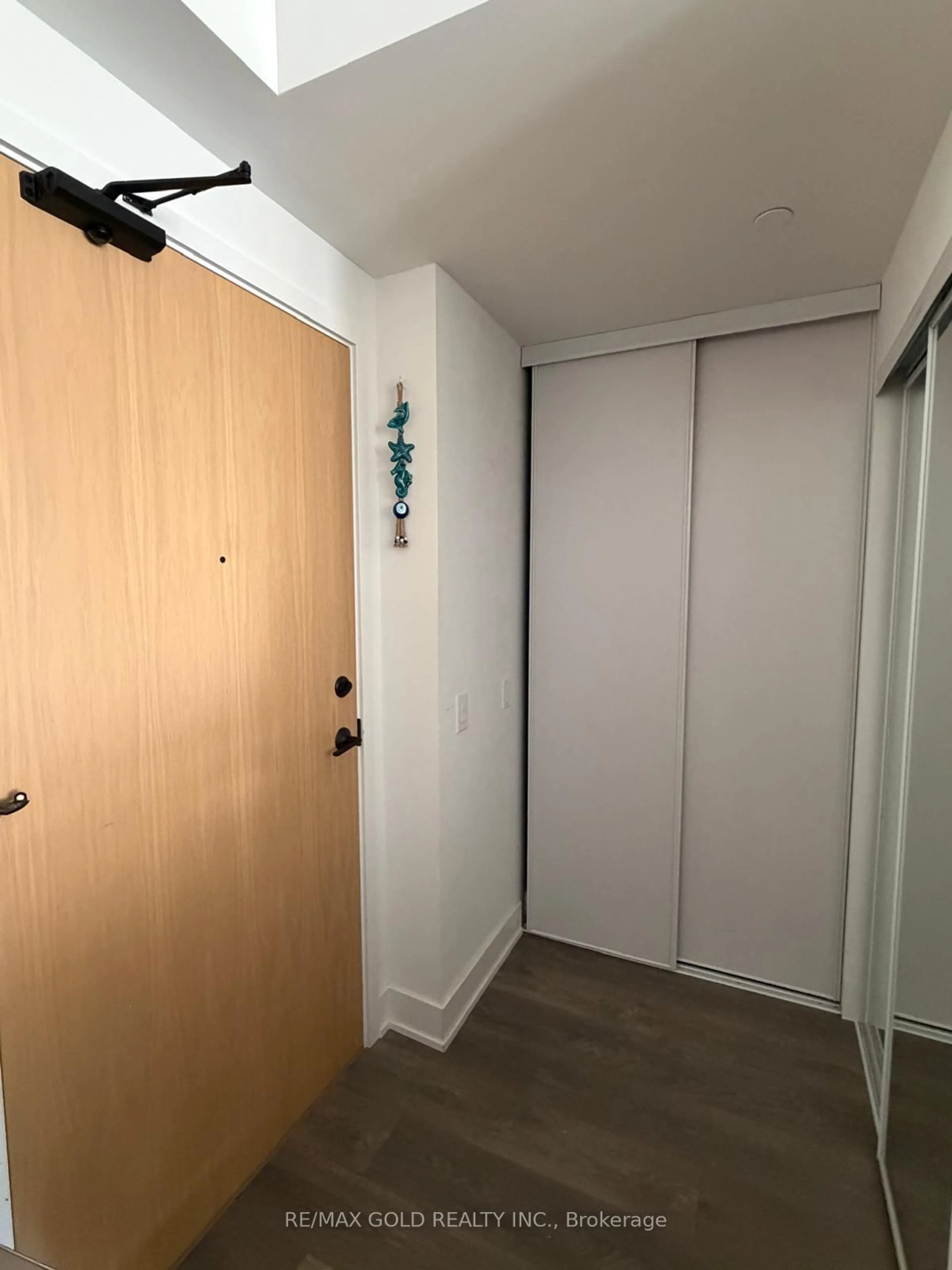 Unknown for 204 Burnhamthrope Rd #1208, Mississauga Ontario L5A 0B3