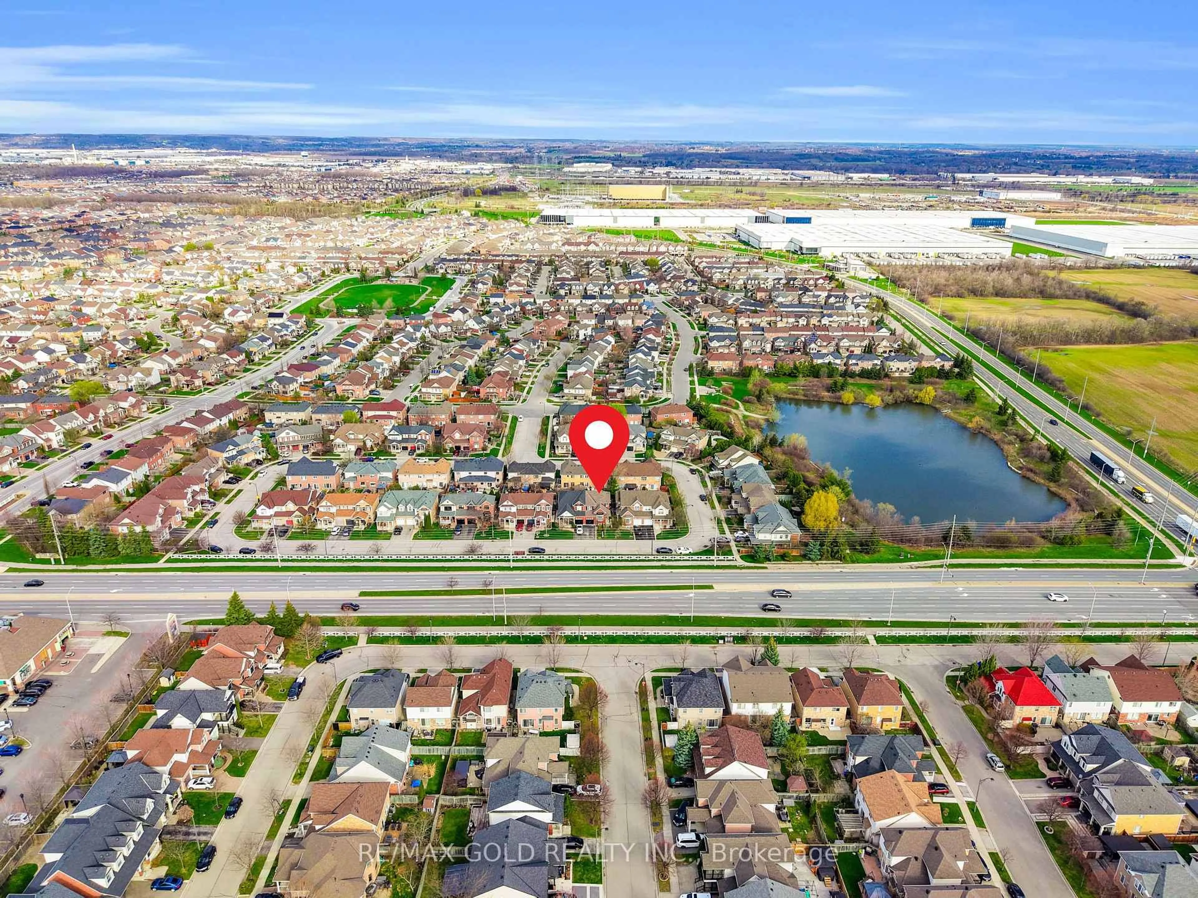 A pic from outside/outdoor area/front of a property/back of a property/a pic from drone, water/lake/river/ocean view for 1645 Gowling Terr, Milton Ontario L9T 5J6