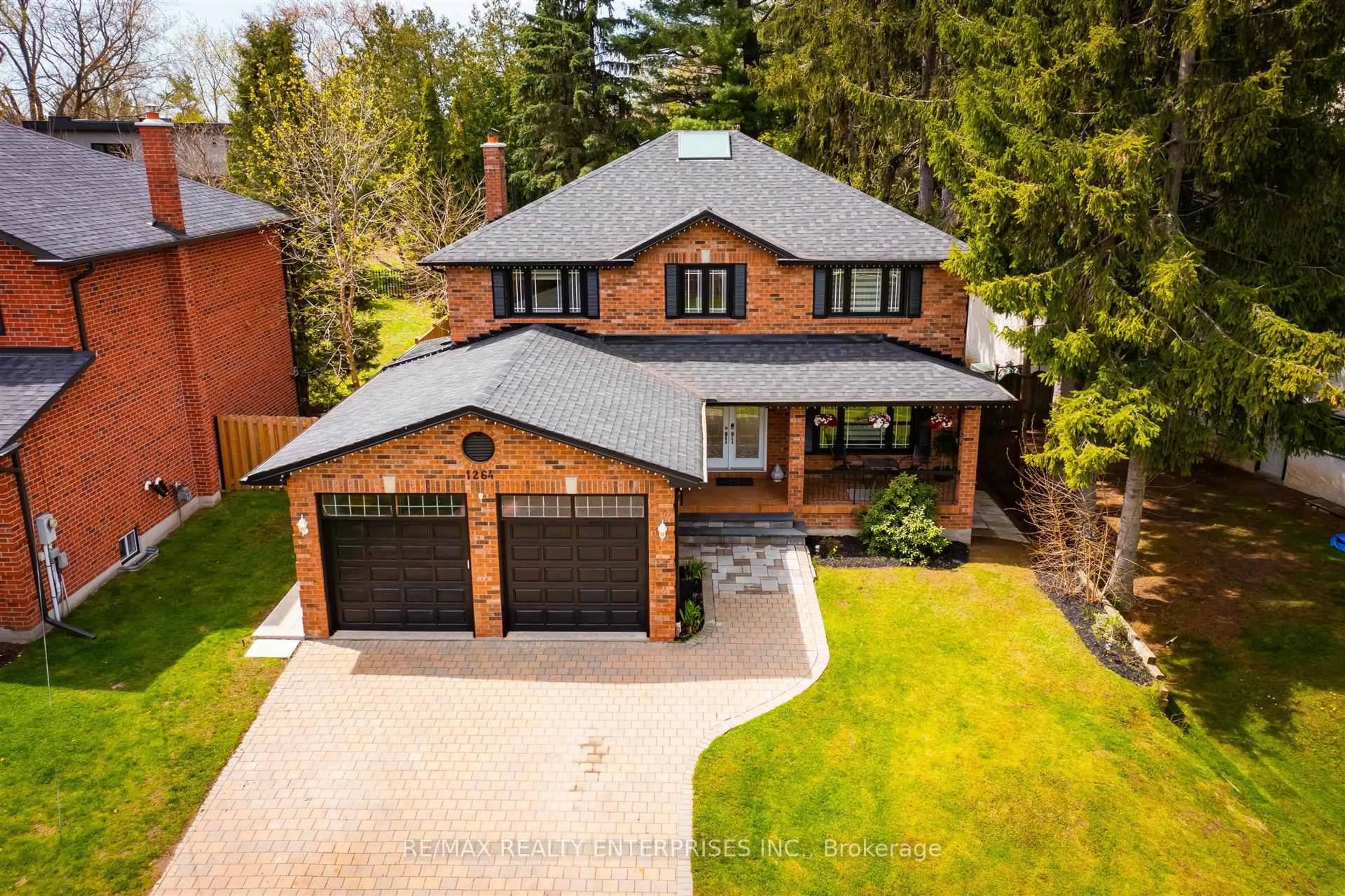 Home with brick exterior material, street for 1264 Kane Rd, Mississauga Ontario L5H 2M3