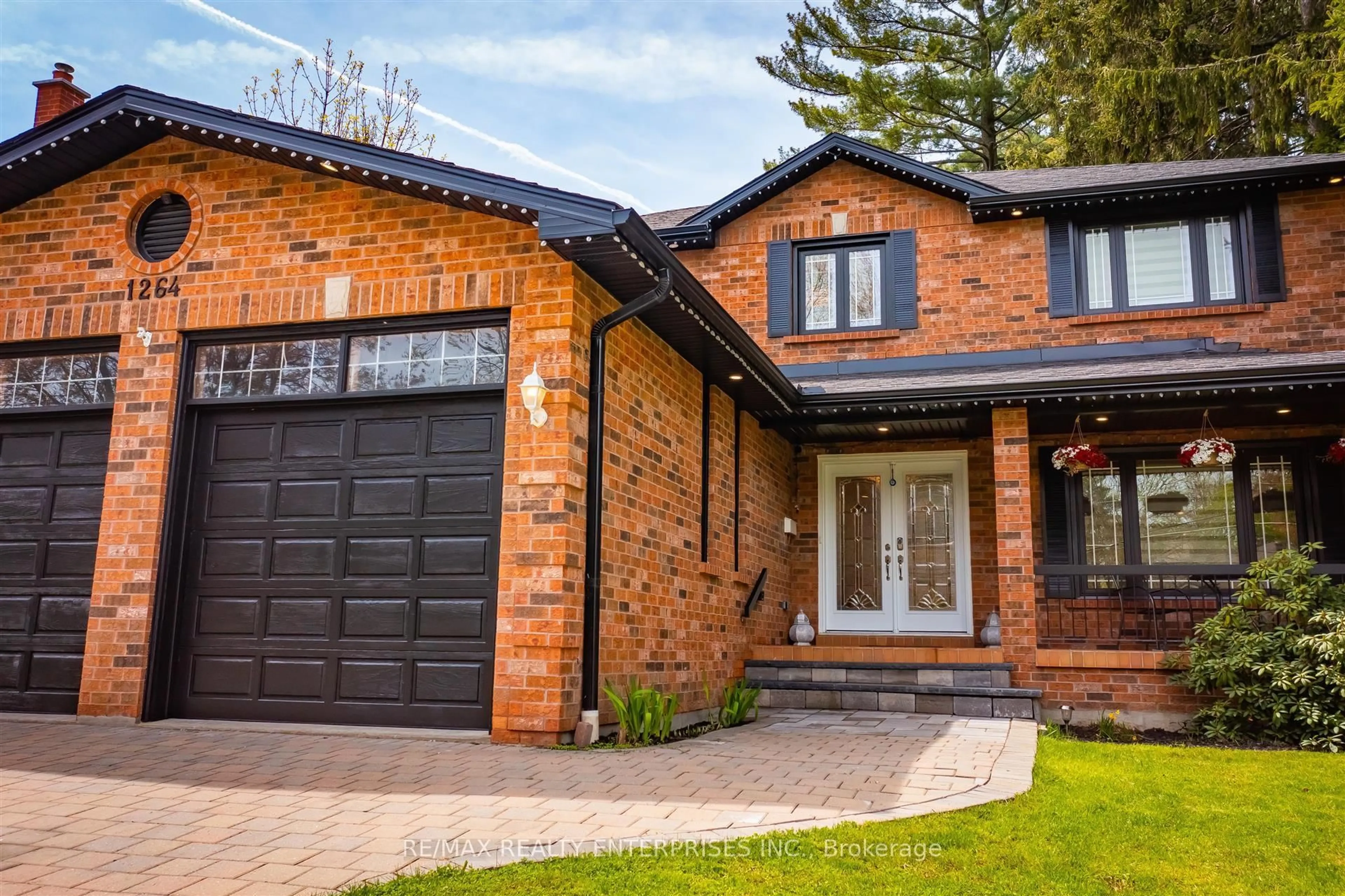 Home with brick exterior material, street for 1264 Kane Rd, Mississauga Ontario L5H 2M3