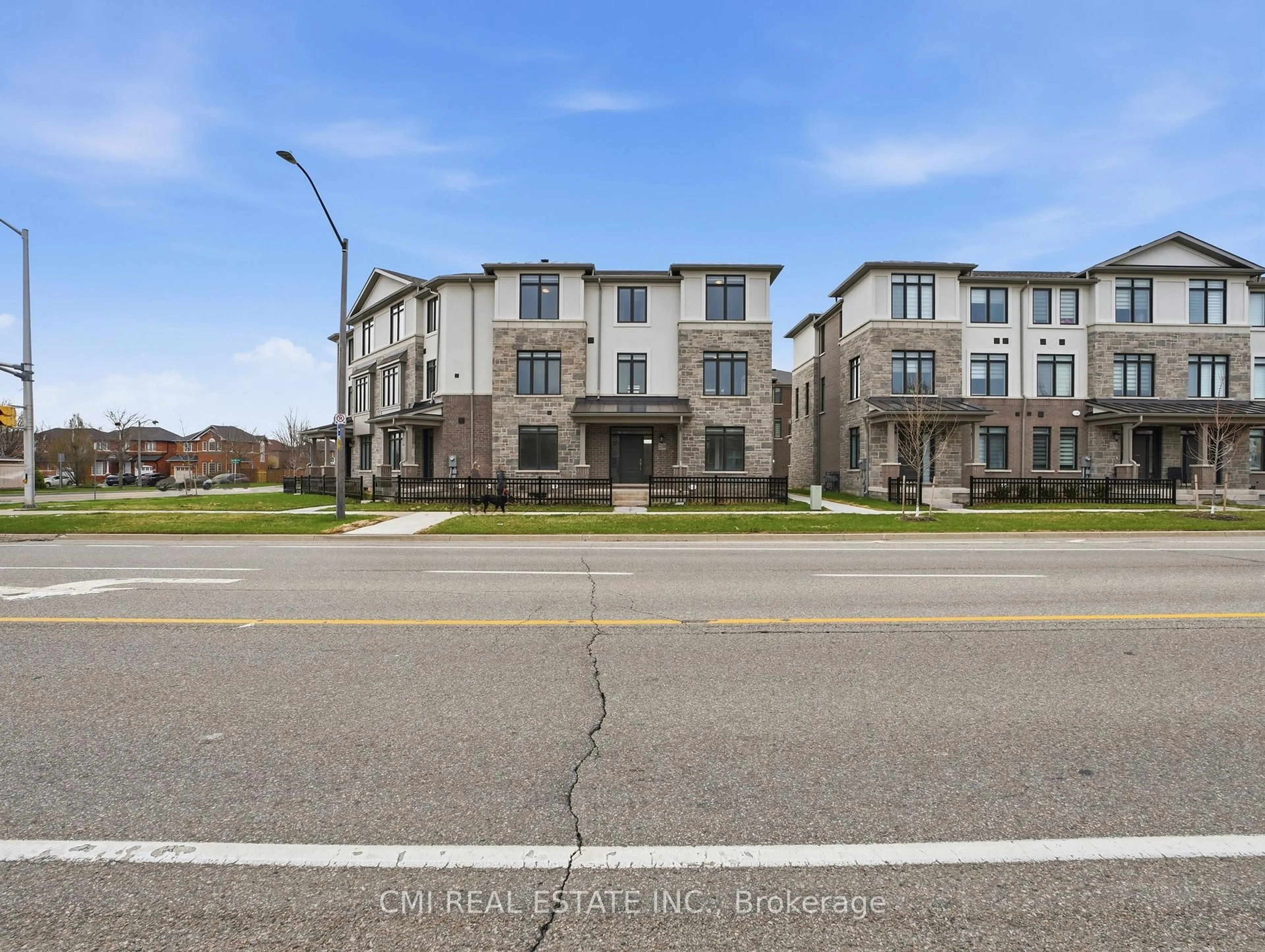 Unknown for 2168 Postmaster Dr, Oakville Ontario L6M 4E6