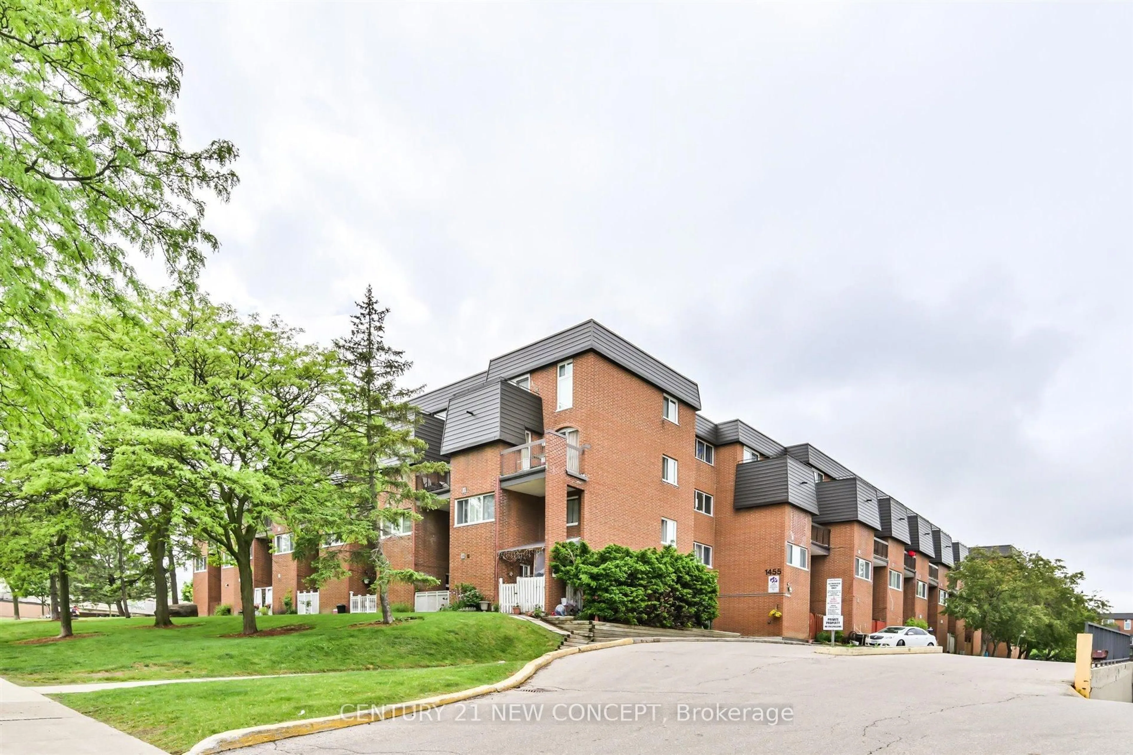 Unknown for 1455 Williamsport Dr #112, Mississauga Ontario L4X 2T5