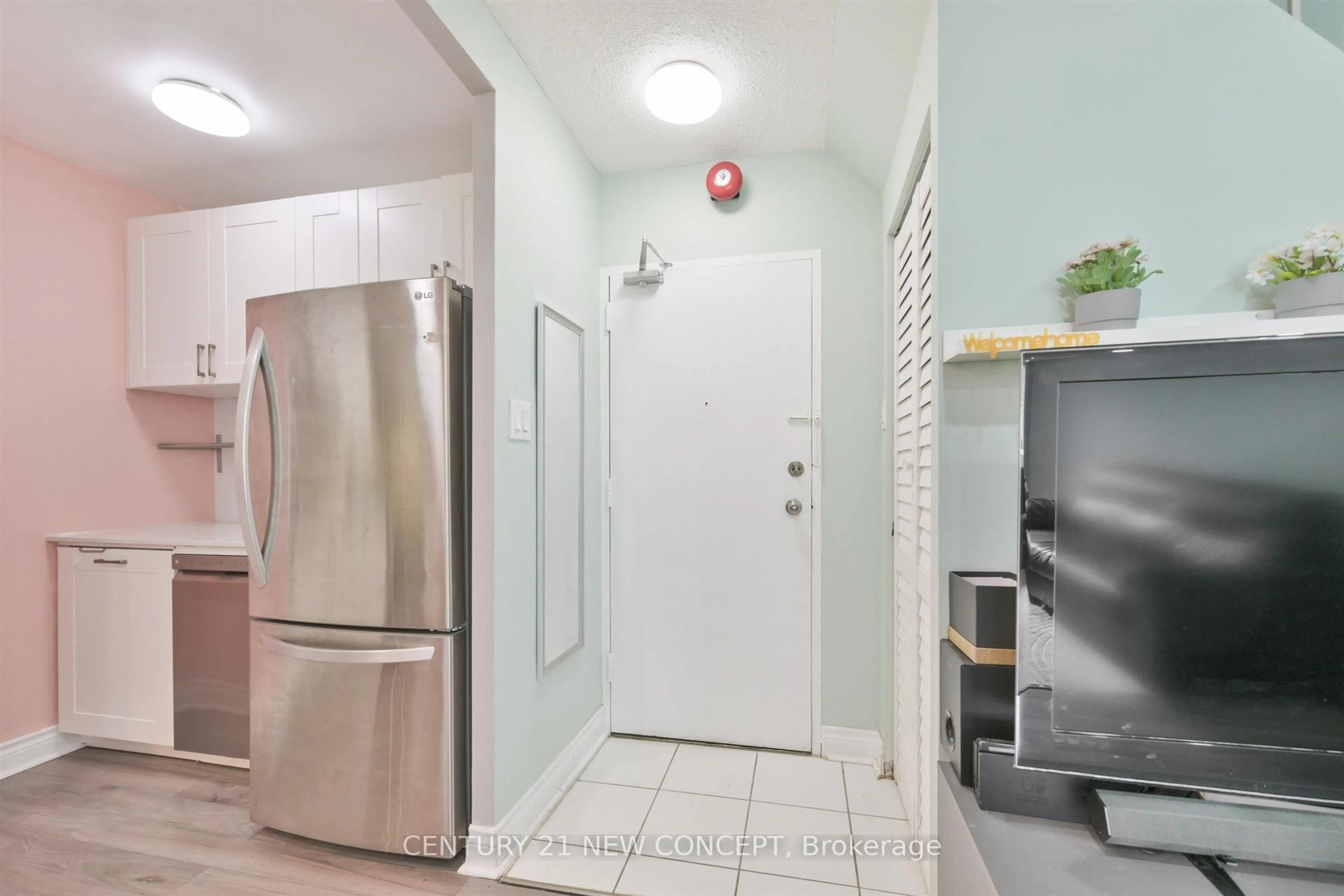 Unknown for 1455 Williamsport Dr #112, Mississauga Ontario L4X 2T5