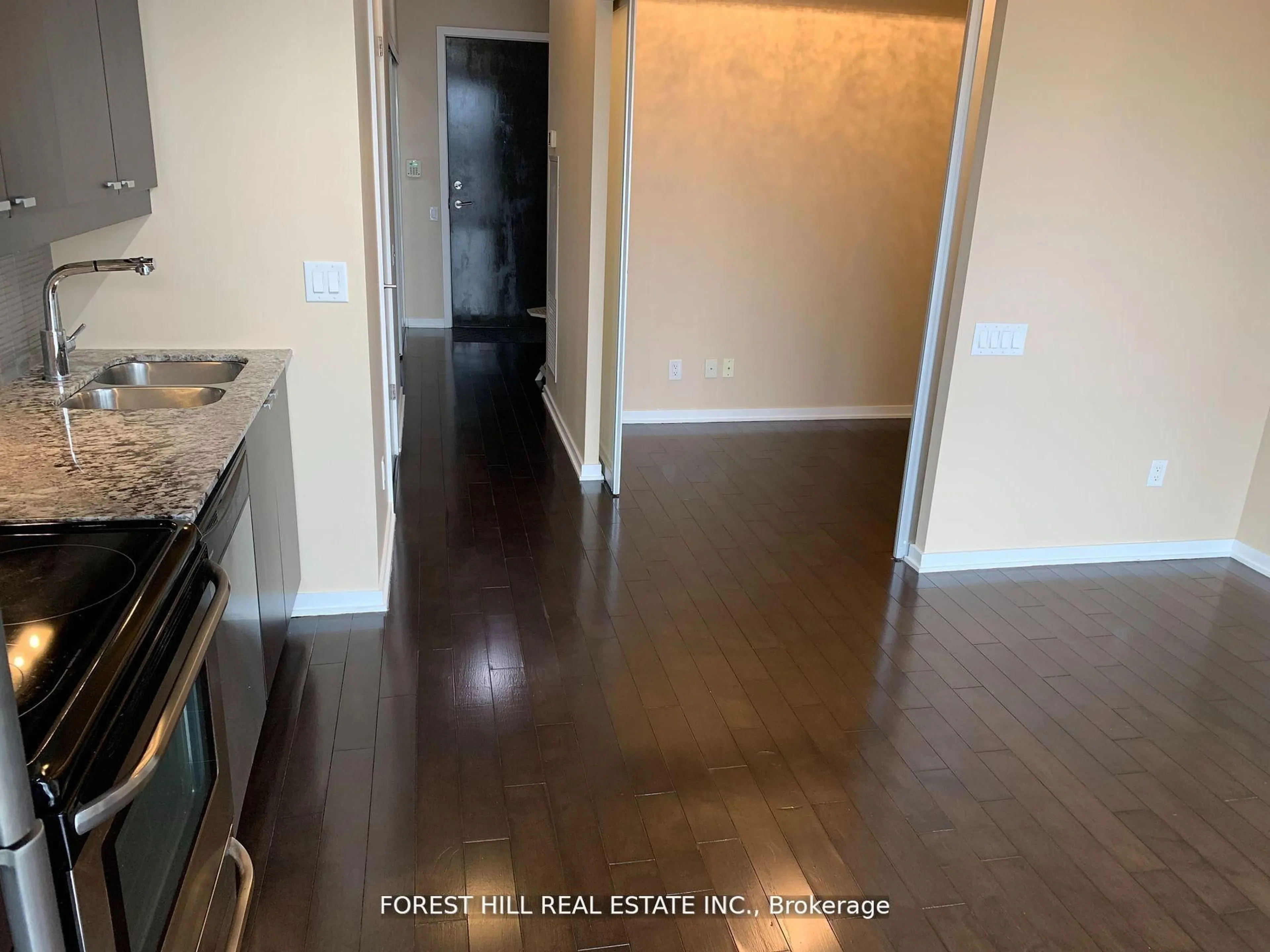 A pic of a room for 105 The Queensway Ave #1305, Toronto Ontario M6S 5B5