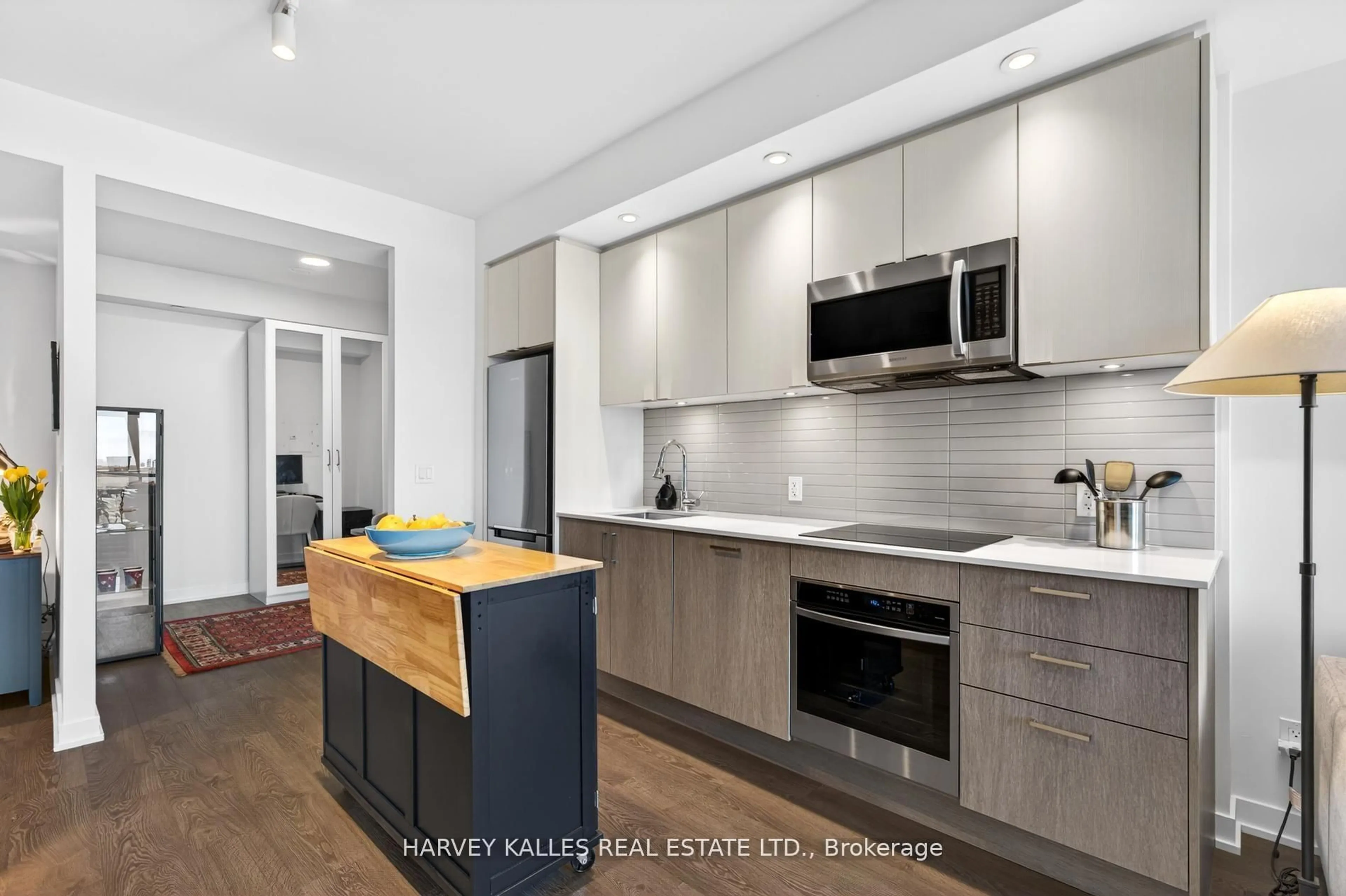 Unknown for 1926 Lake Shore Blvd #2201, Toronto Ontario M6S 1A1