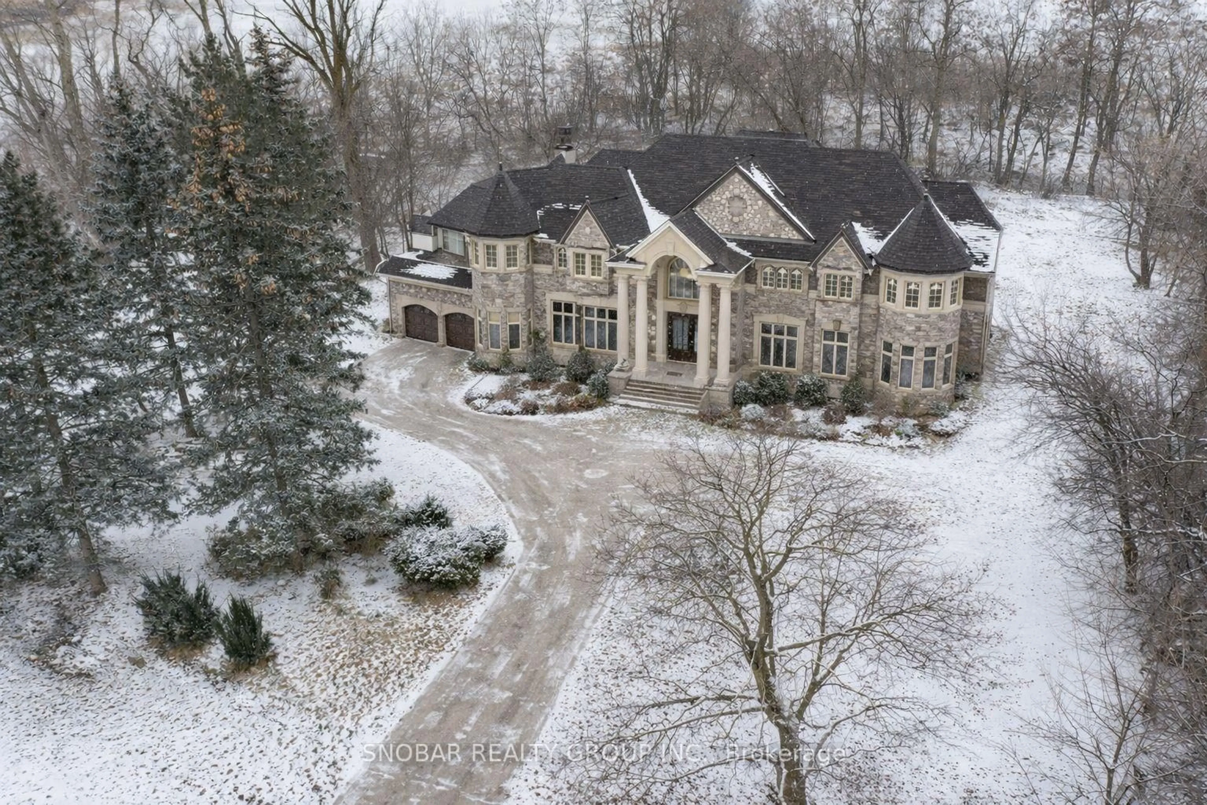 A pic from outside/outdoor area/front of a property/back of a property/a pic from drone, unknown for 11154 Winston Churchill Blvd, Halton Hills Ontario L7G 4S7