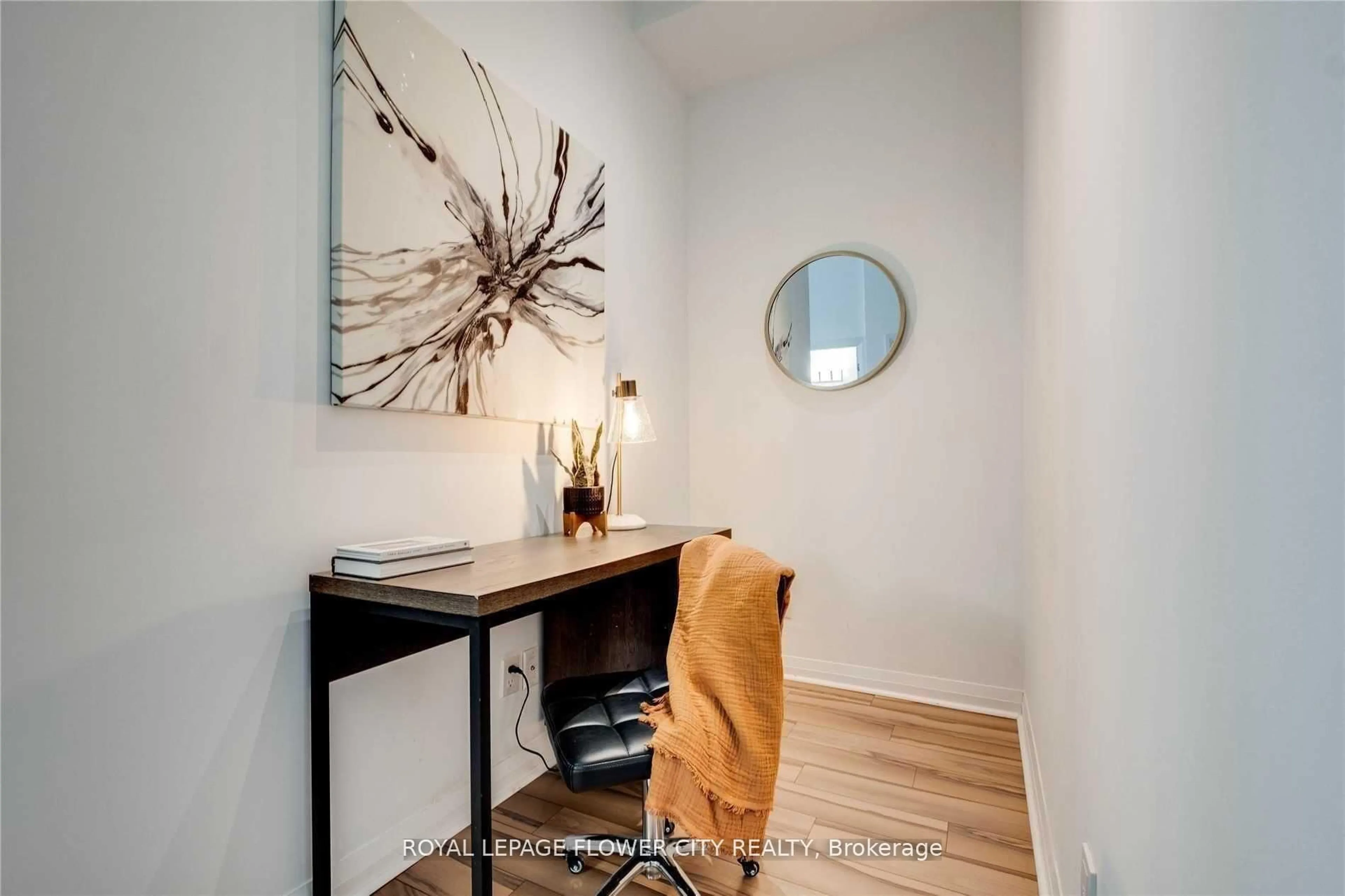 Indoor entryway for 55 Eglinton Ave #310, Mississauga Ontario L5R 0E4