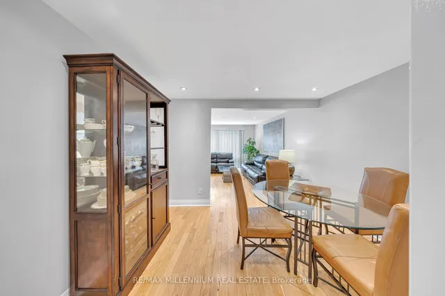10 Grandravine Dr #5, Toronto 5