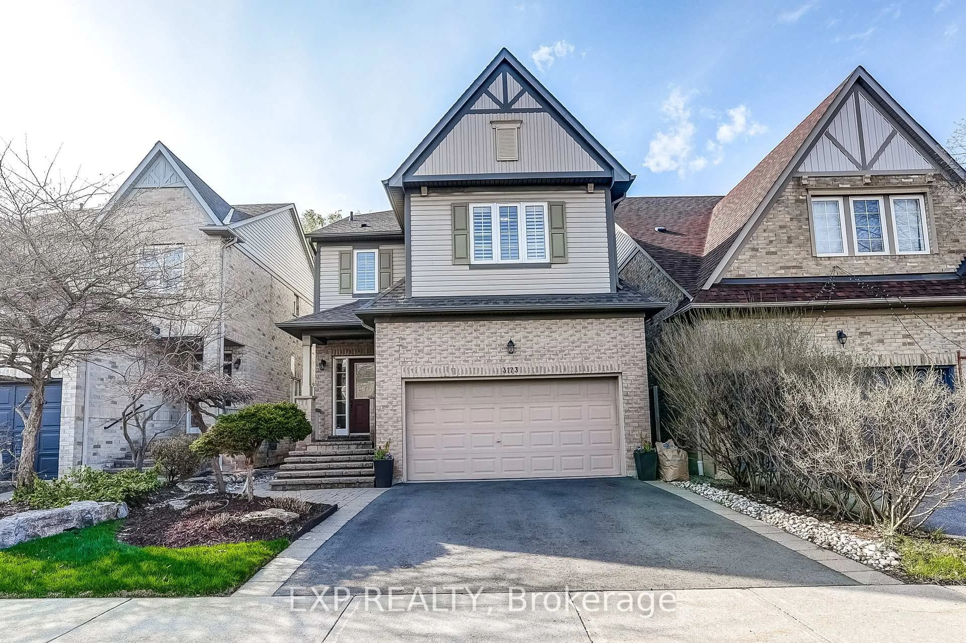 Home with brick exterior material, street for 3173 Malham Gate, Mississauga Ontario L5M 6K8