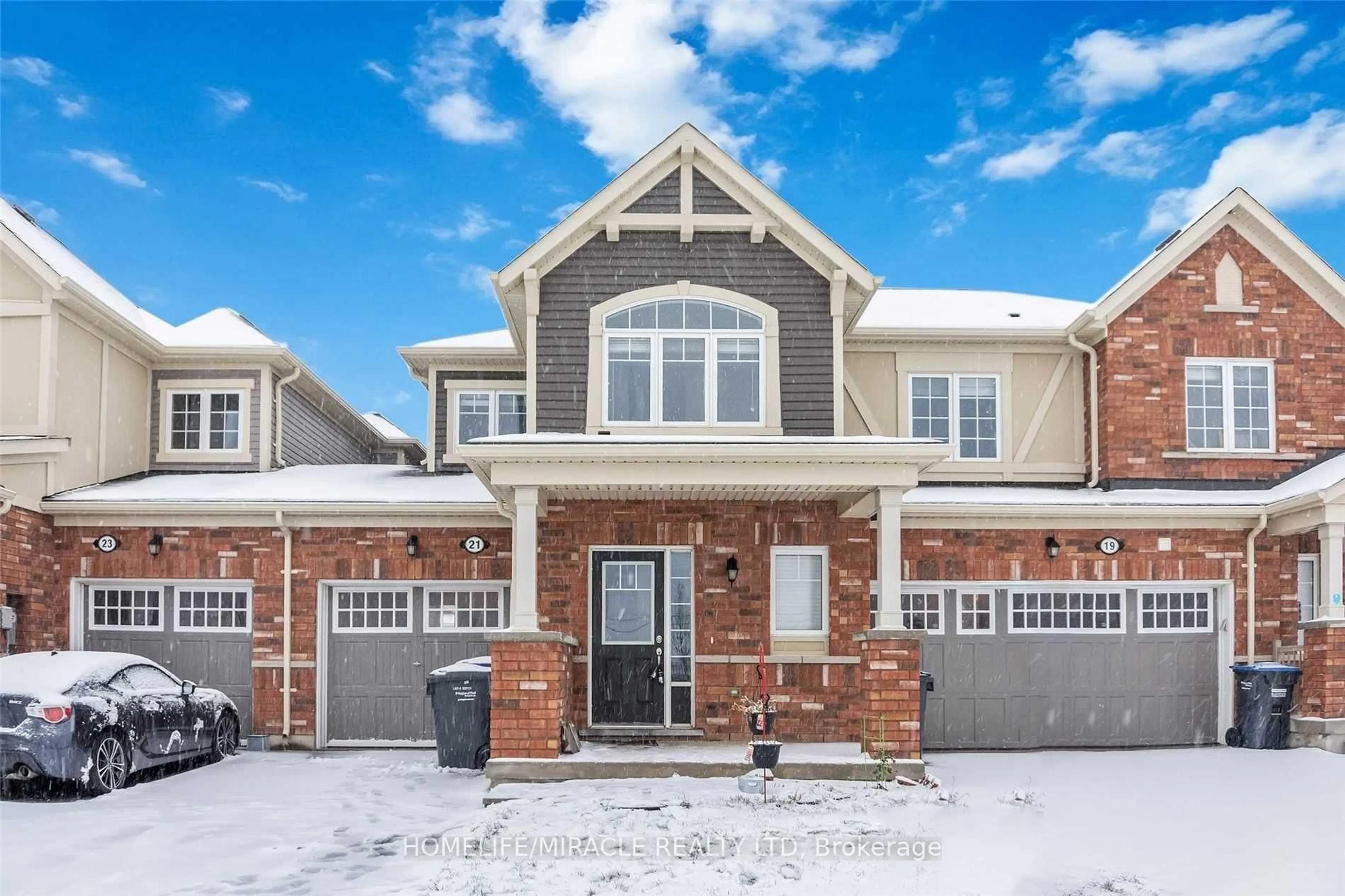 Home with brick exterior material, street for 21 Donlamont Circ, Brampton Ontario L7A 4T5