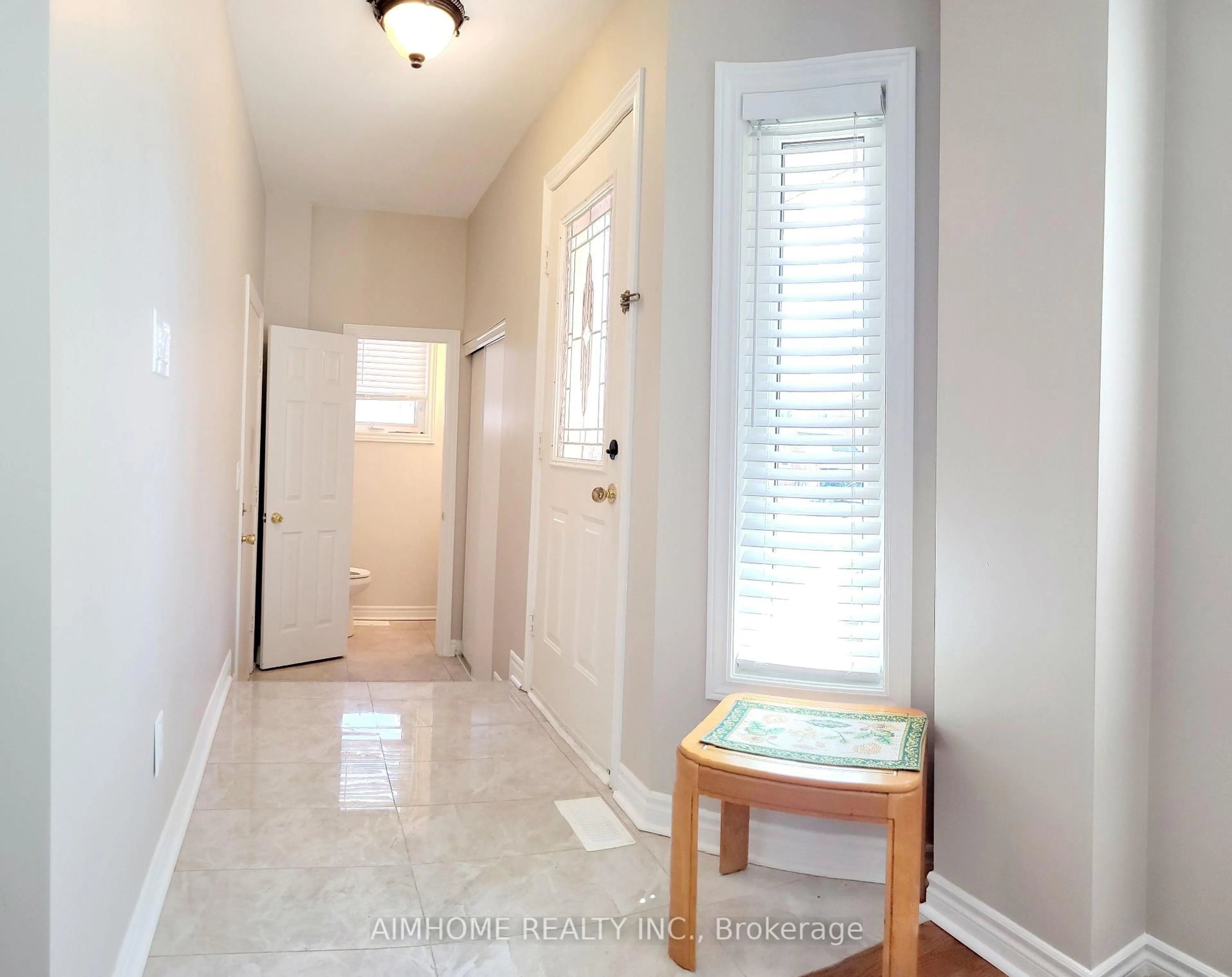 Indoor entryway for 42 Piane Ave, Brampton Ontario L6Y 4X9