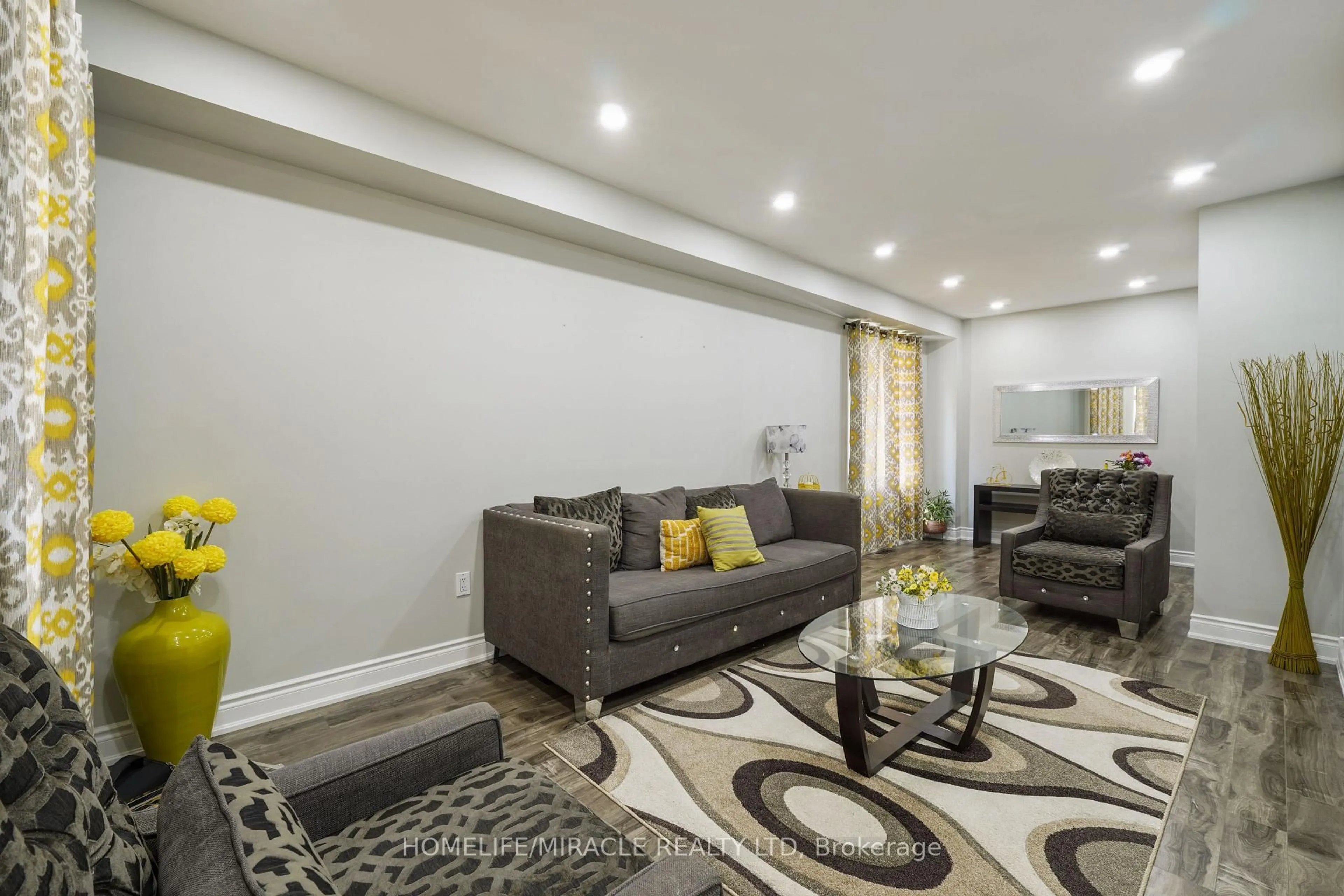 Living room with furniture, unknown for 18 Prairie Rose Circ, Brampton Ontario L6R 1R4