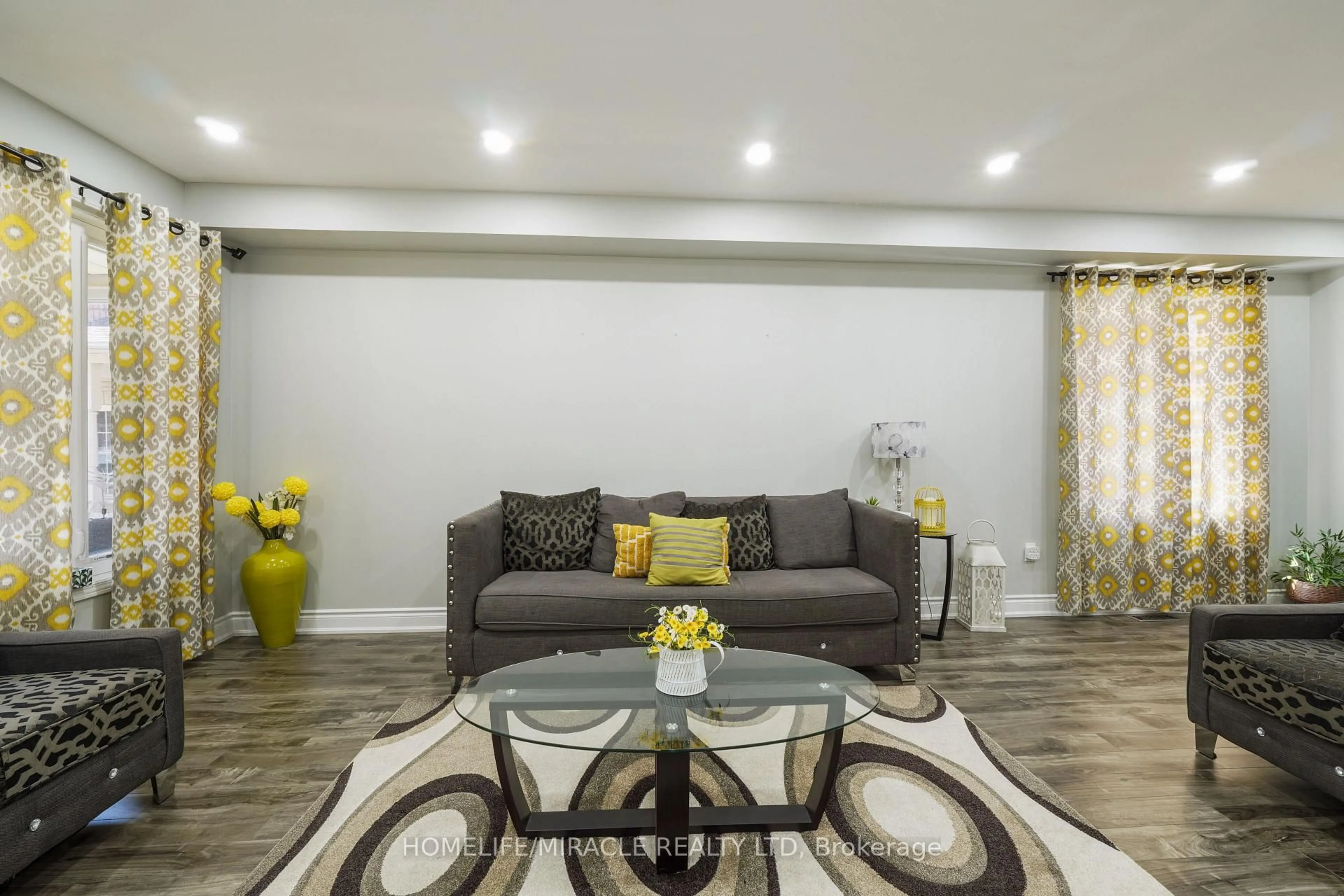 Living room with furniture, unknown for 18 Prairie Rose Circ, Brampton Ontario L6R 1R4