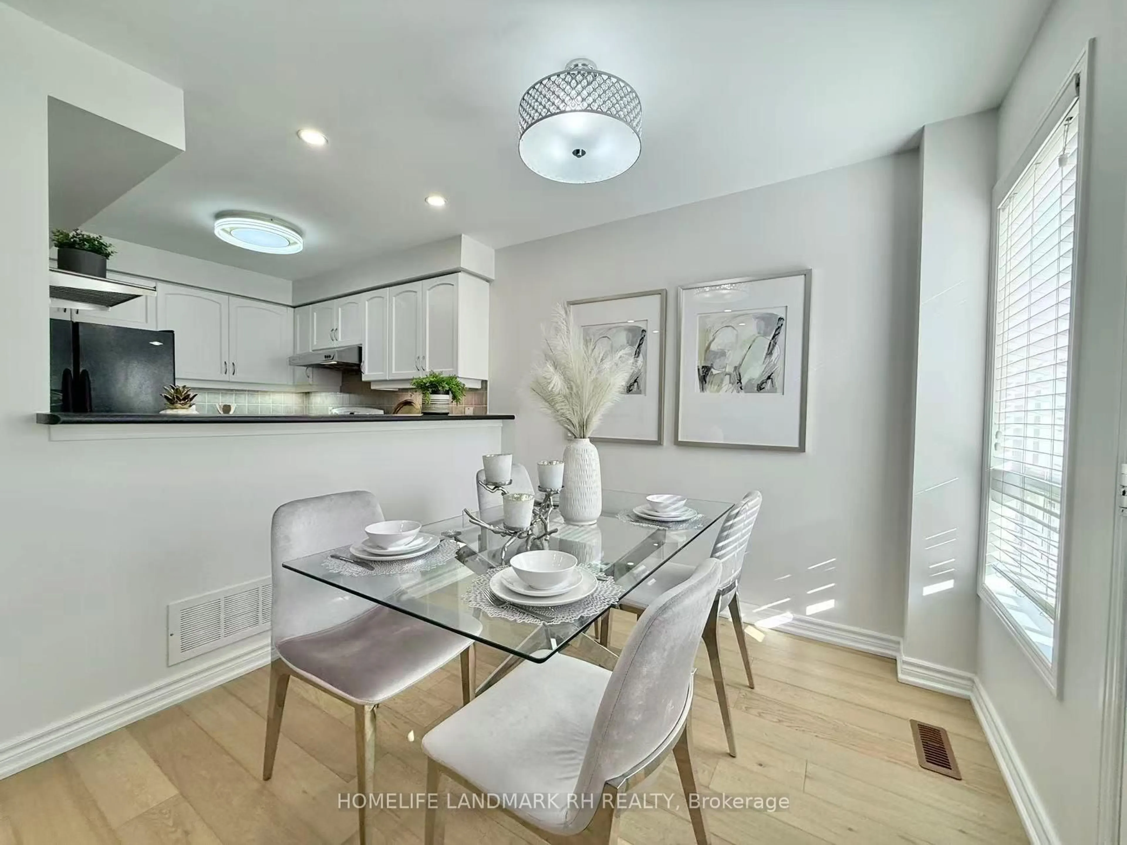 Dining room, unknown for 1850 Imperial Way, Burlington Ontario L7L 7M2