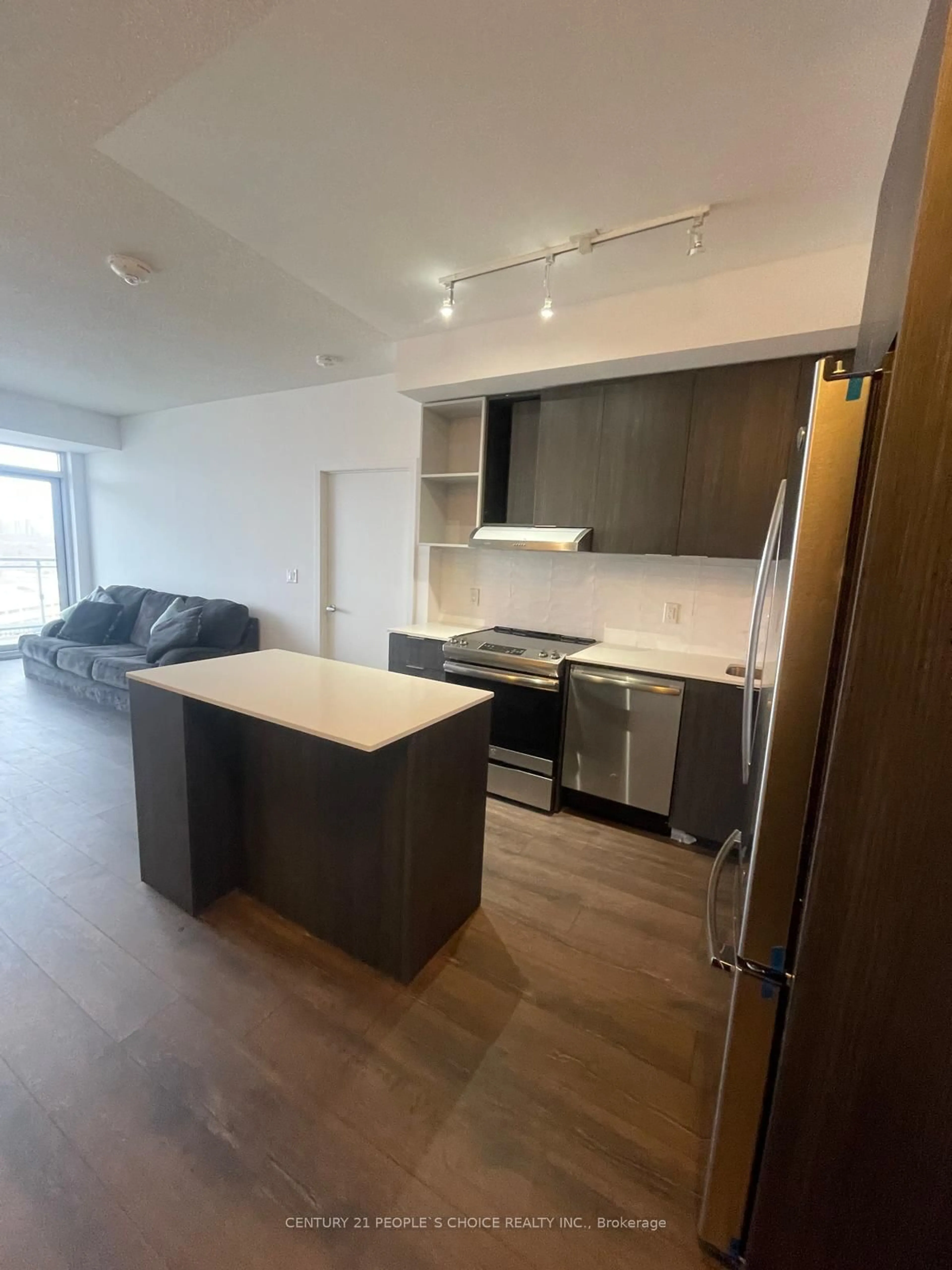 Unknown for 2520 Eglinton Ave #810, Mississauga Ontario L5M 0Y4