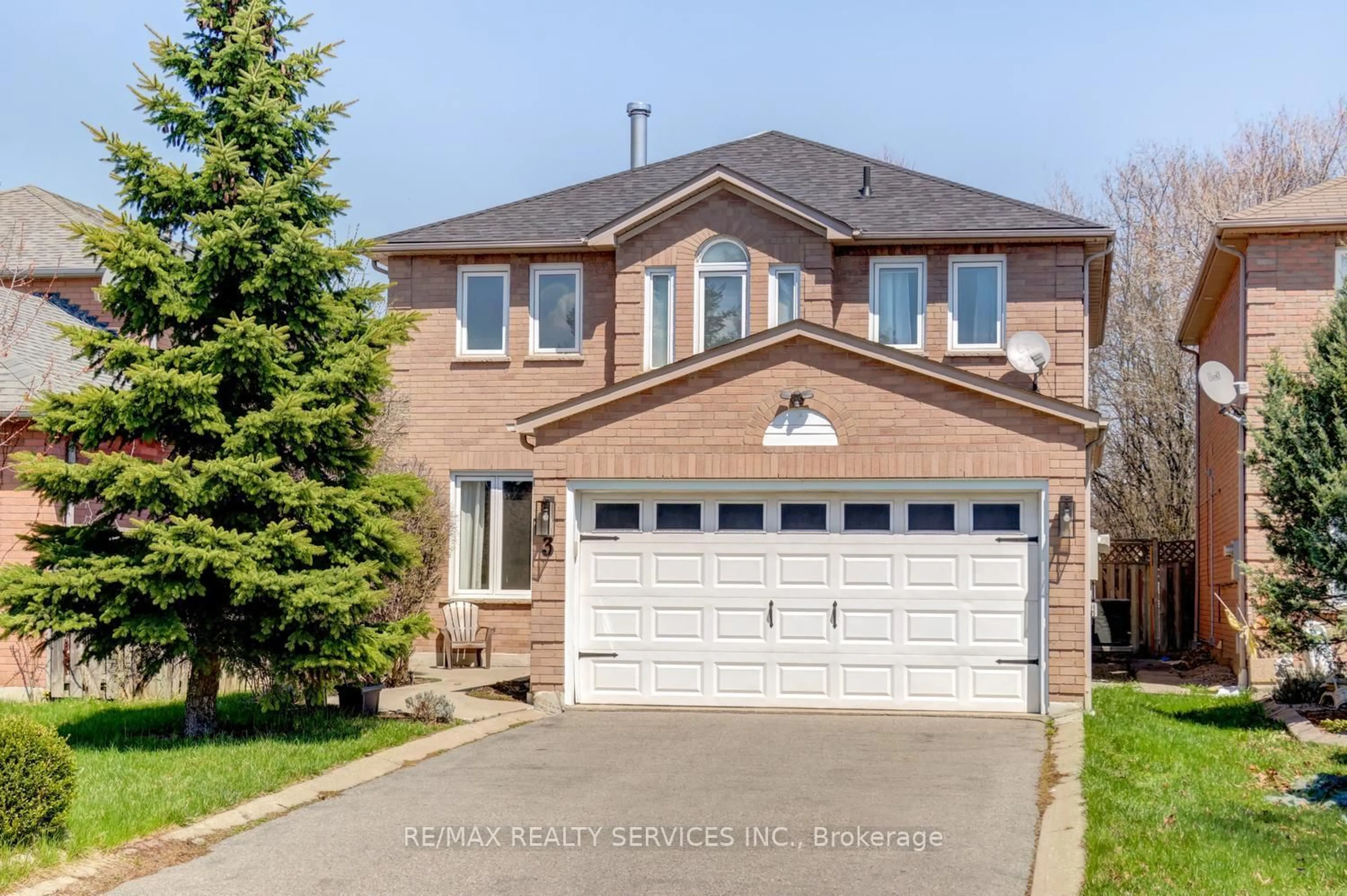 Home with brick exterior material, street for 3 Nymark Pl, Brampton Ontario L6S 5T5