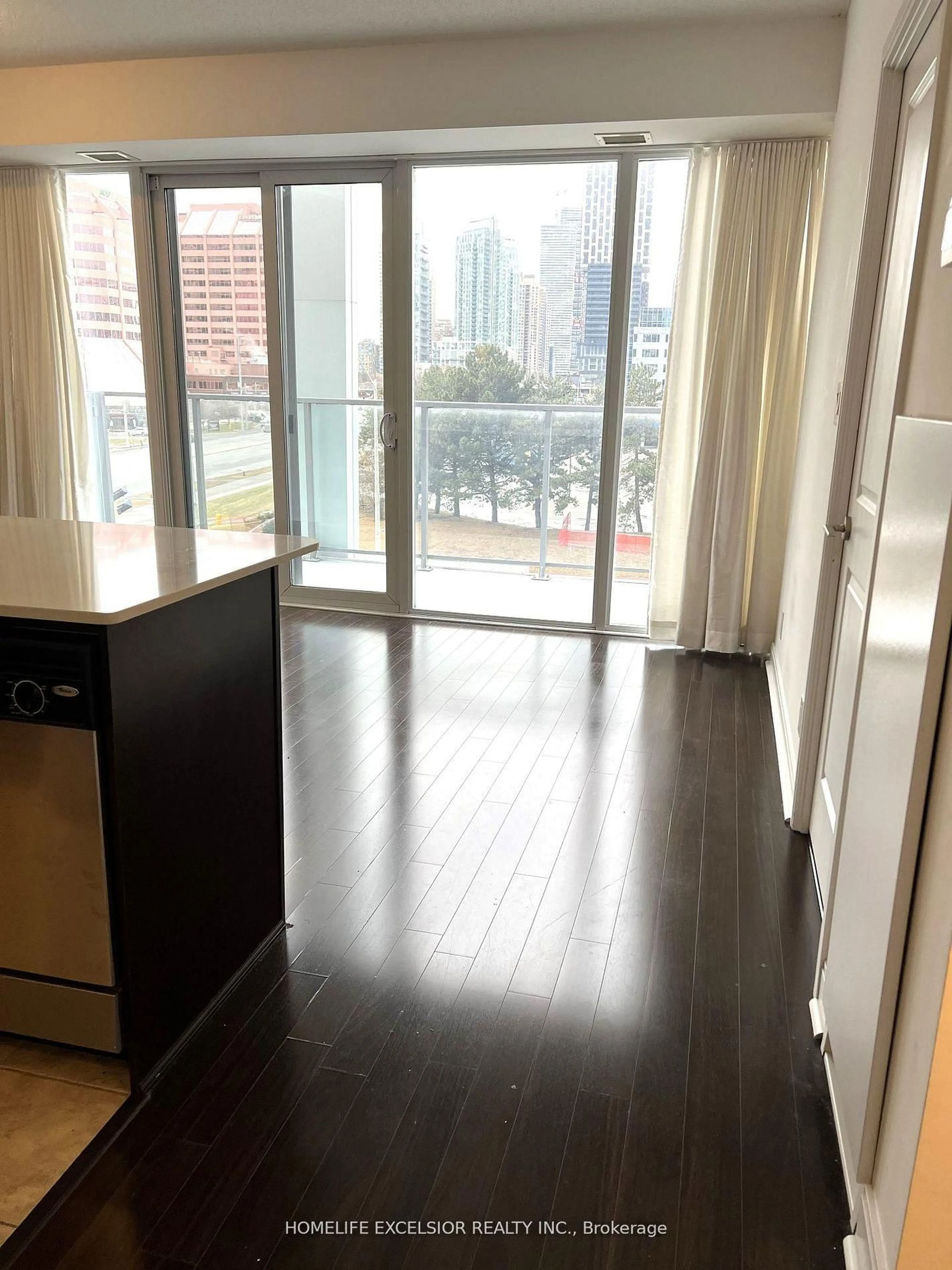 A pic of a room for 4033 Hurontario St #419, Mississauga Ontario L4Z 0B8