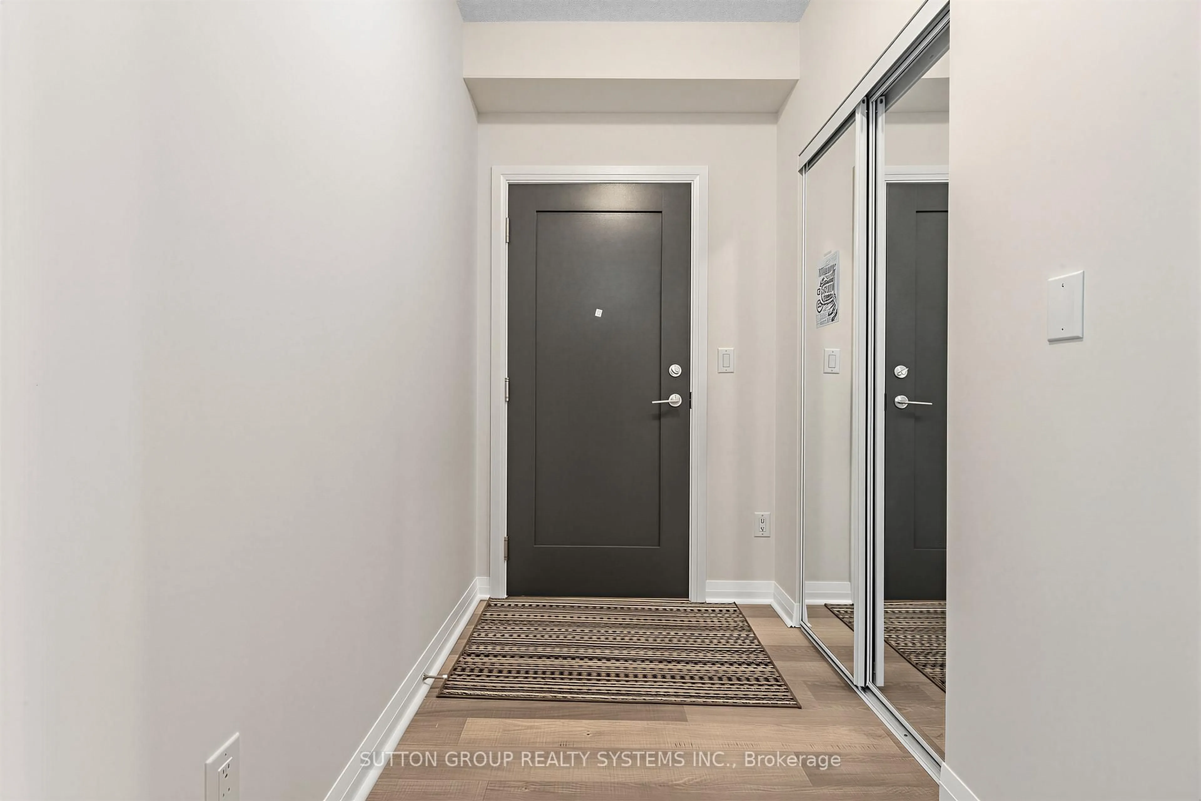 Indoor entryway for 5025 Four Springs Ave #1410, Mississauga Ontario L5R 0G5
