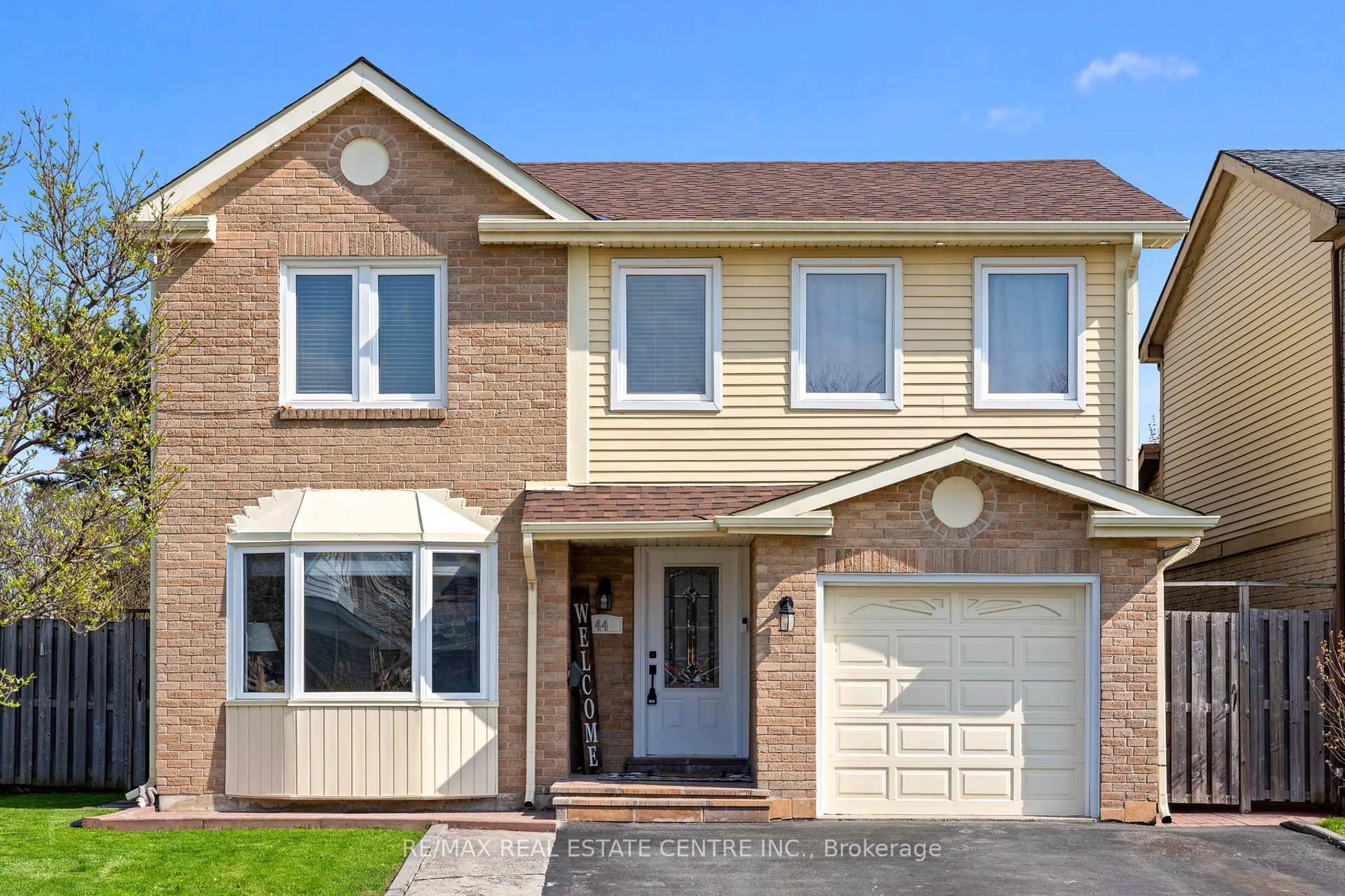 Home with brick exterior material, street for 44 Mikado Cres, Brampton Ontario L6S 3R6