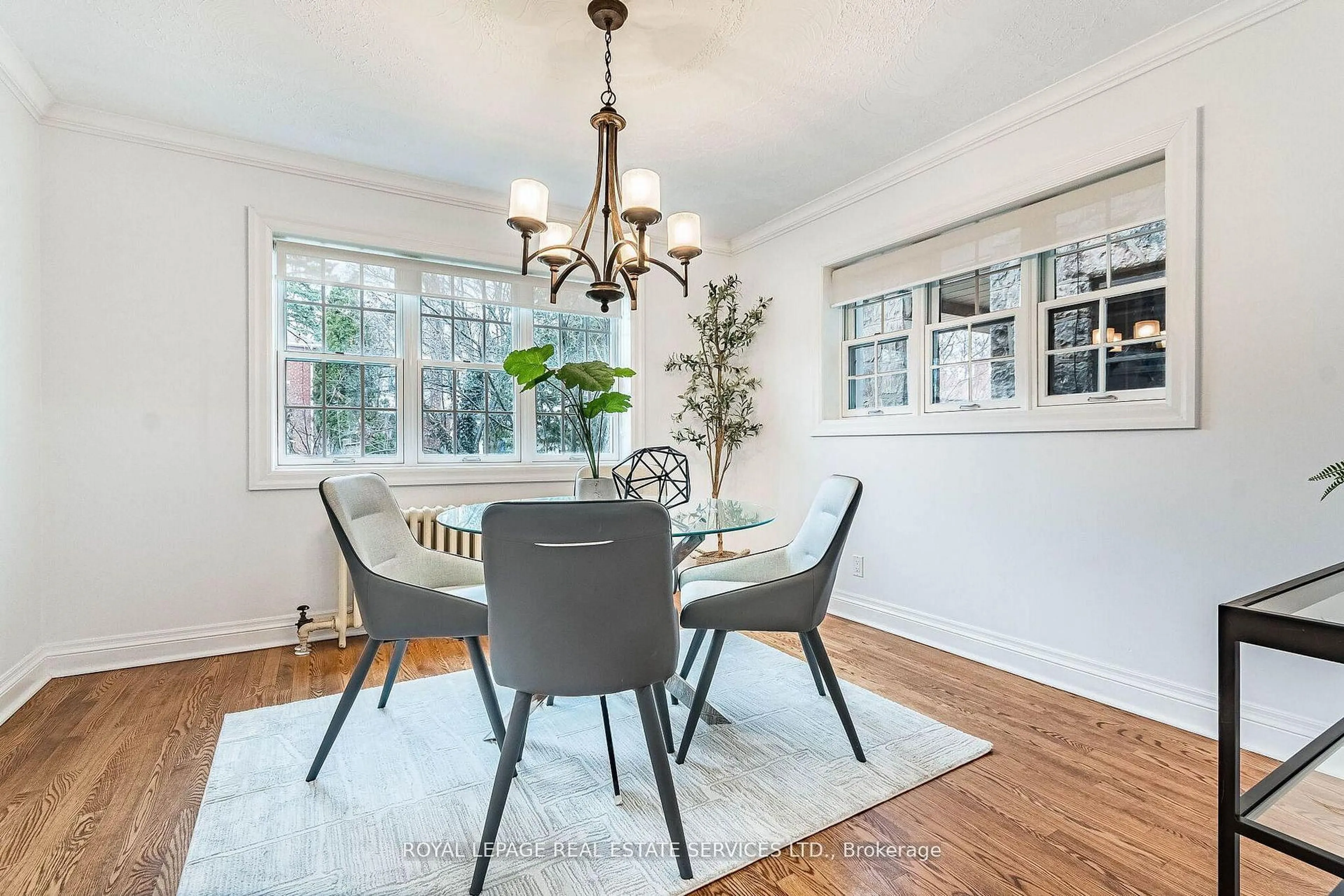 Dining room, wood/laminate floor for 1107 Royal York Rd, Toronto Ontario M8X 2G8